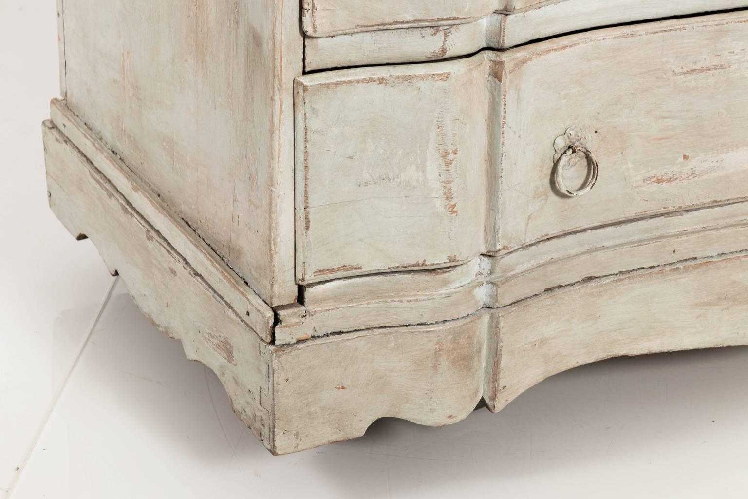 Painted Gustavian Serpentine Chest of Drawers