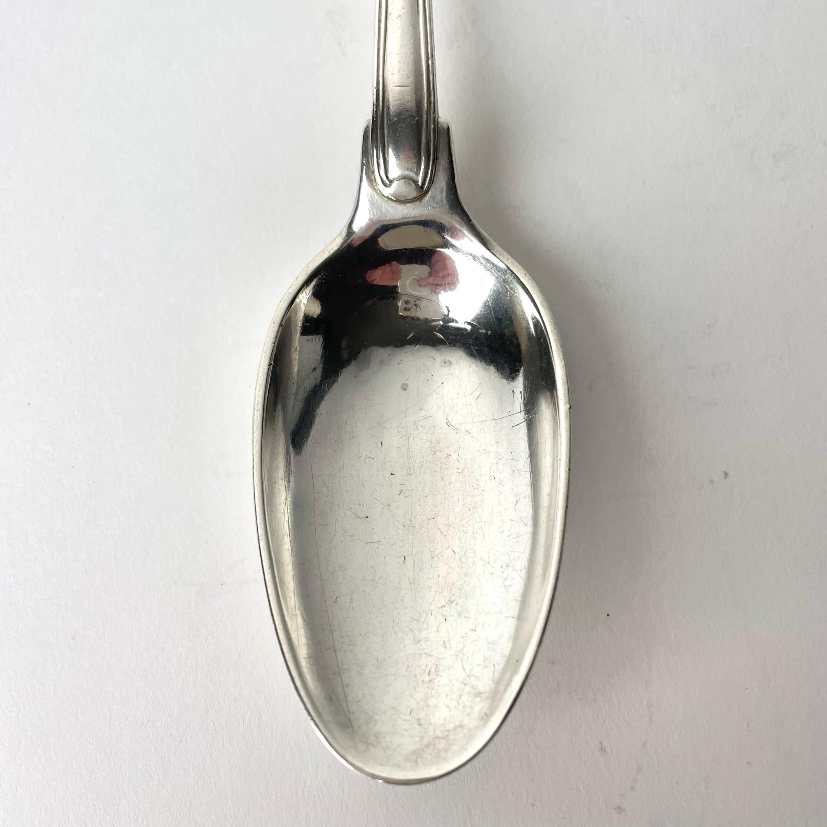 Gustavian silver spoon by Arvid Floberg dated 1785 with baronial coat of arms For Sale 1