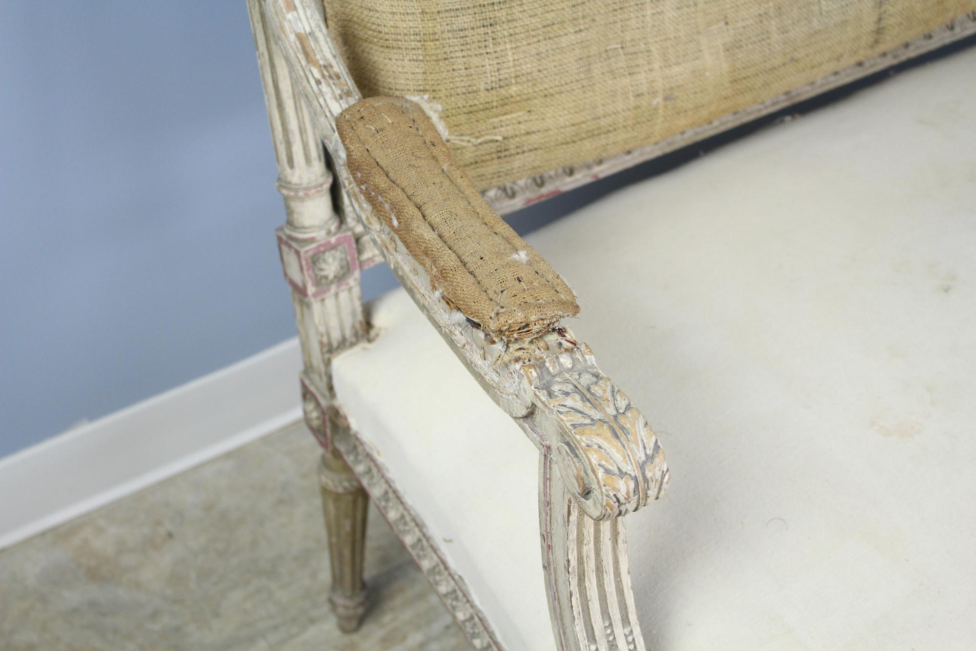 19th Century Gustavian Sofa, Original Horsehair Stuffing and Original Paint For Sale