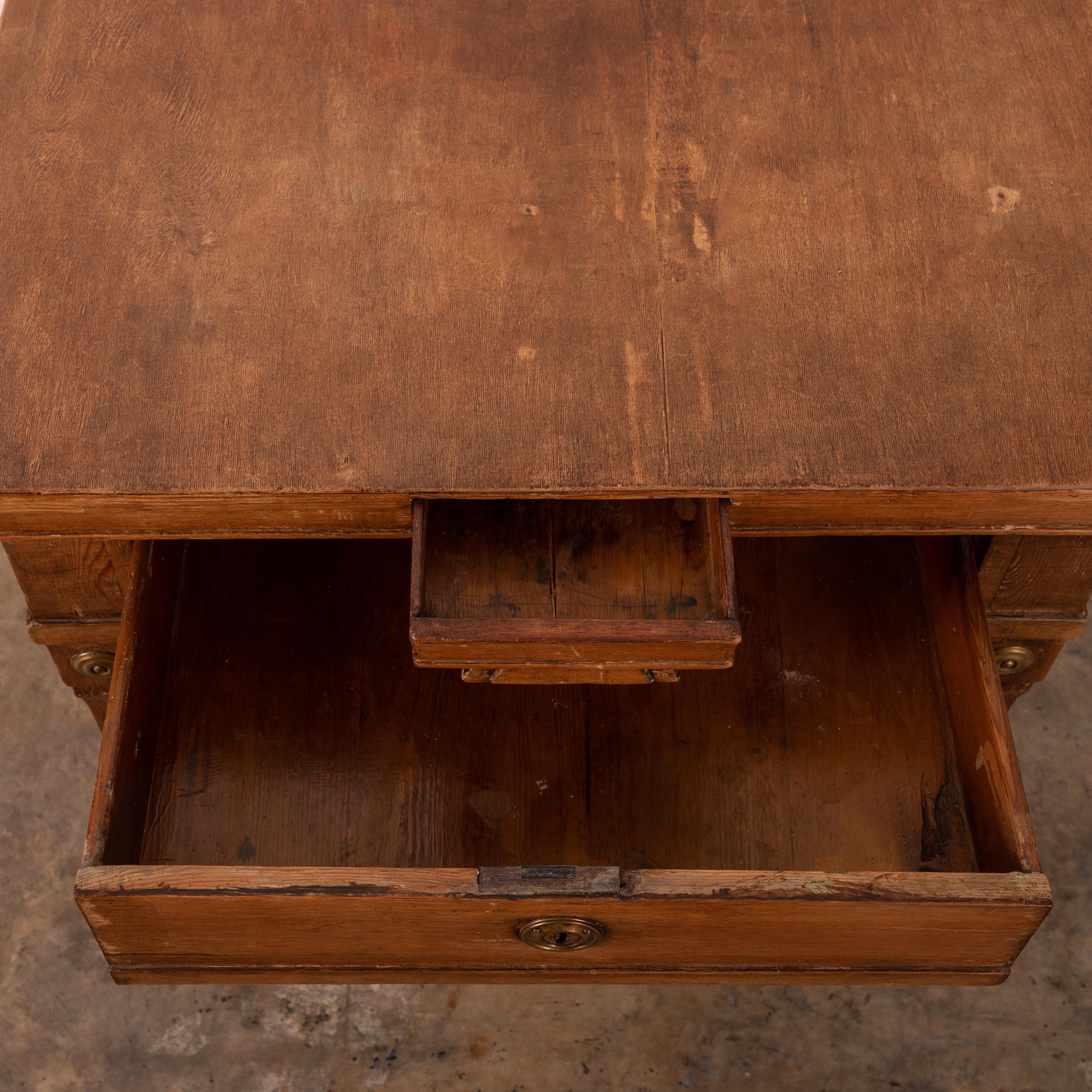 Gustavian ‘Spelbord’ Game Table For Sale 1