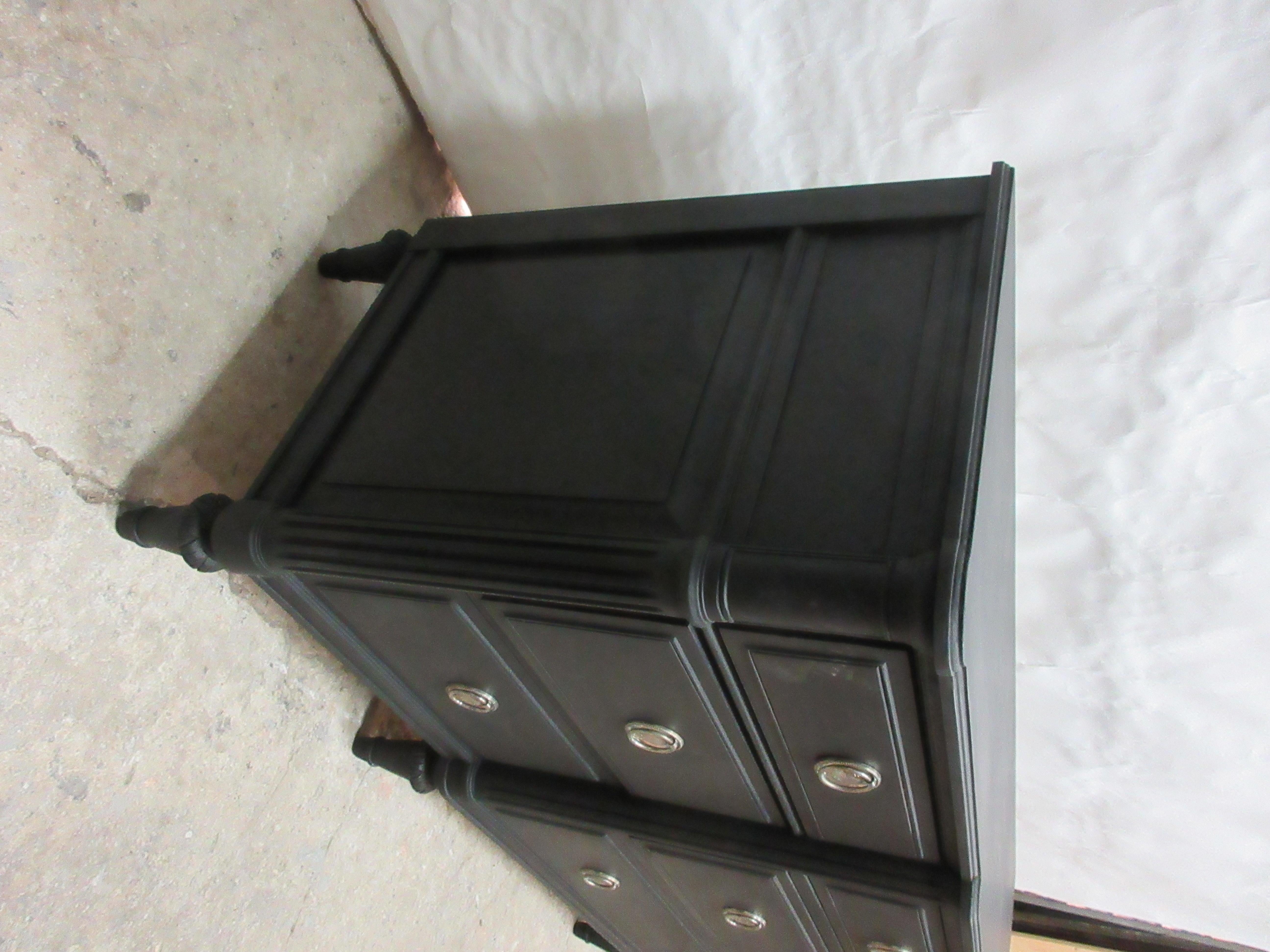 Gustavian Style 10 Drawer Dresser In Good Condition For Sale In Hollywood, FL