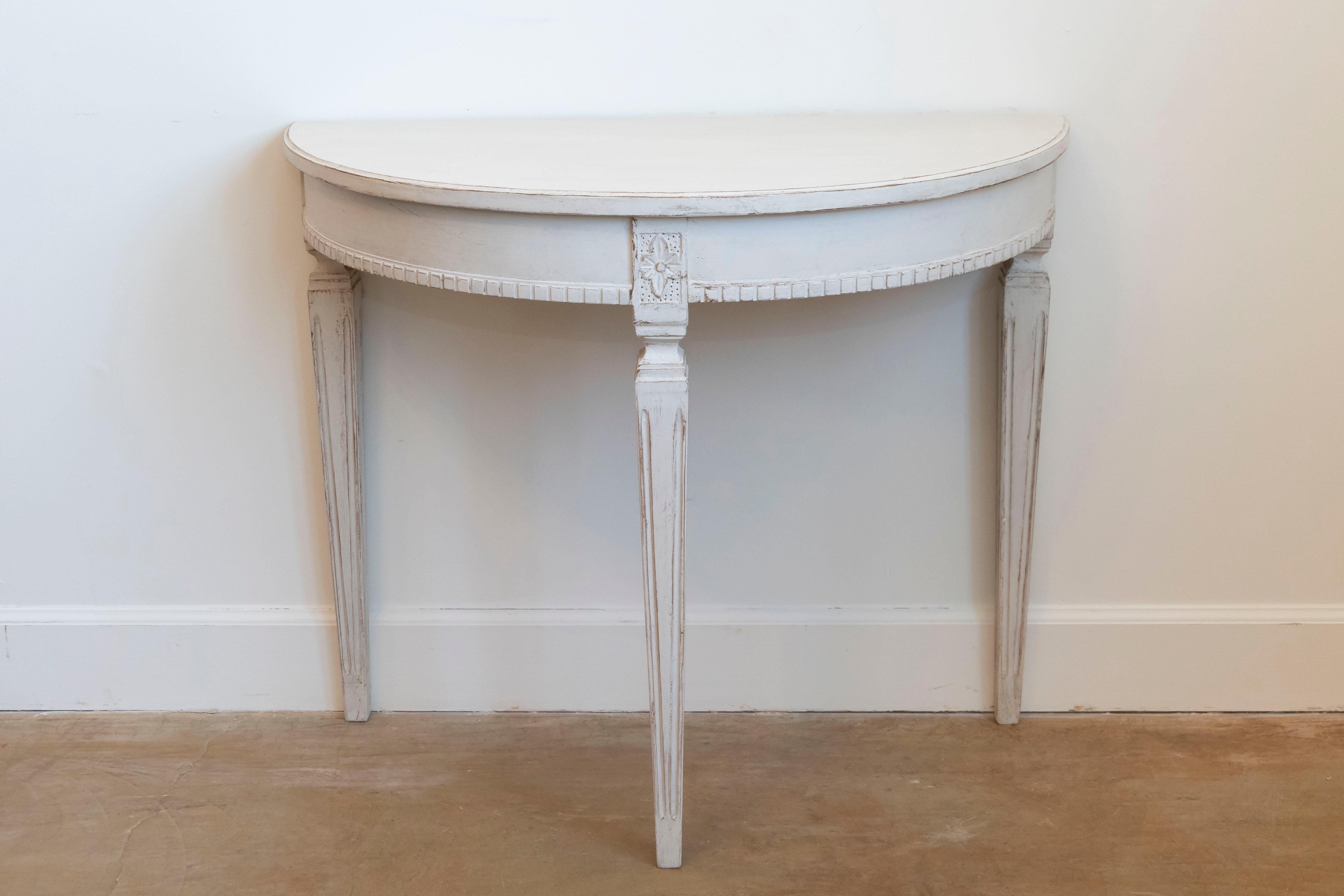 Gustavian Style 1880s Swedish Light Gray Painted Demilune Console Table In Good Condition In Atlanta, GA