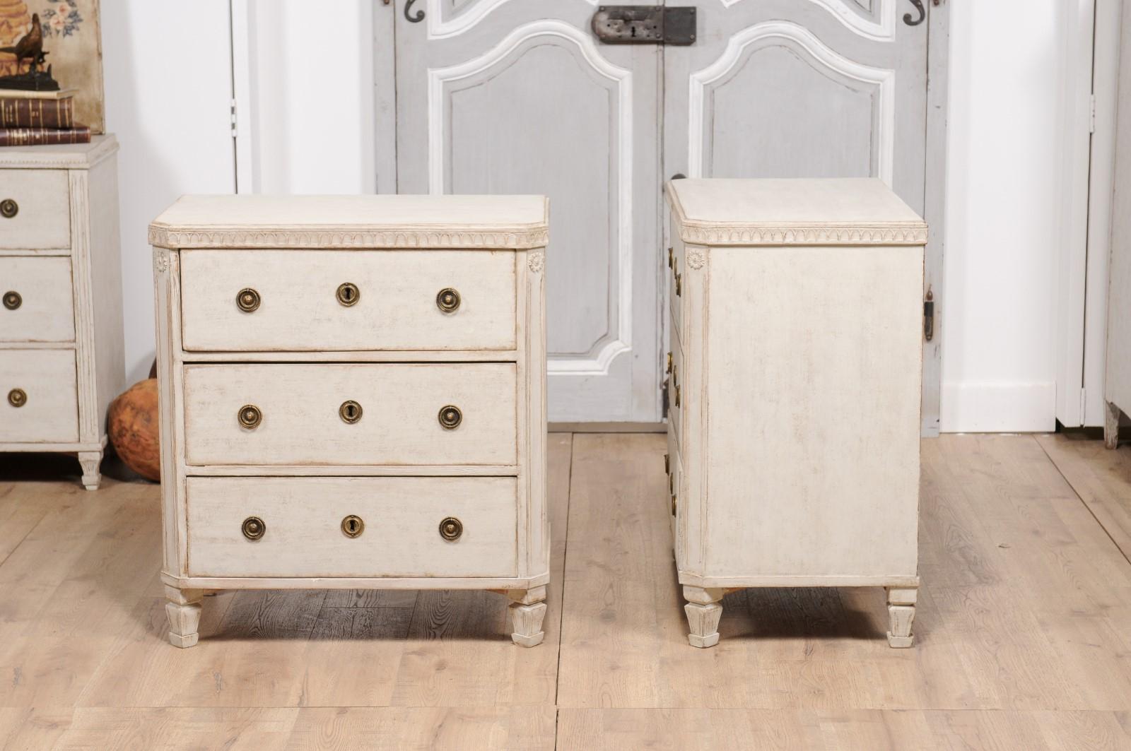 Gustavian Style 1880s Swedish Painted Three-Drawer Chests with Carved Friezes 7