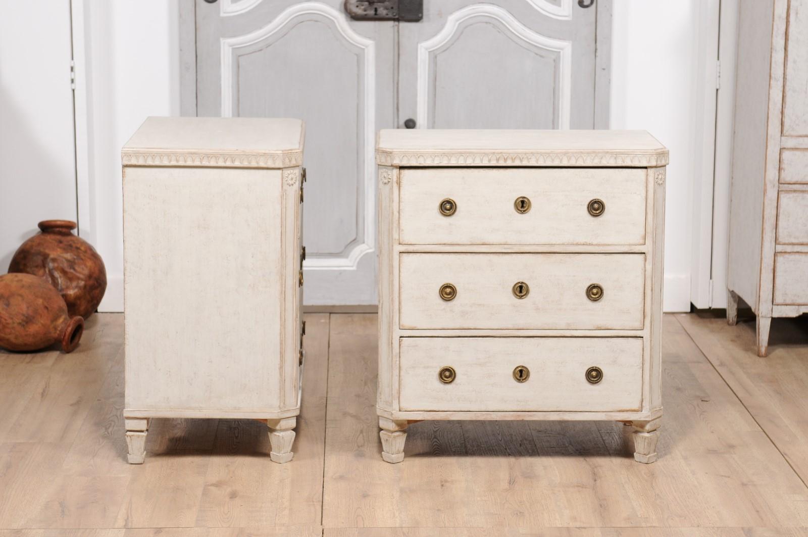 Gustavian Style 1880s Swedish Painted Three-Drawer Chests with Carved Friezes 3