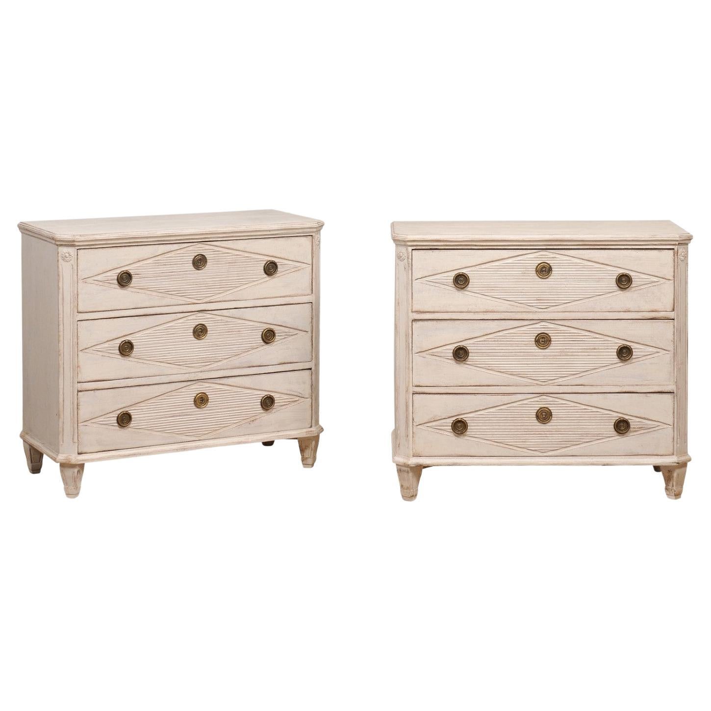 Gustavian Style 19th Century Painted Chests with Carved Diamond Motifs, a Pair For Sale
