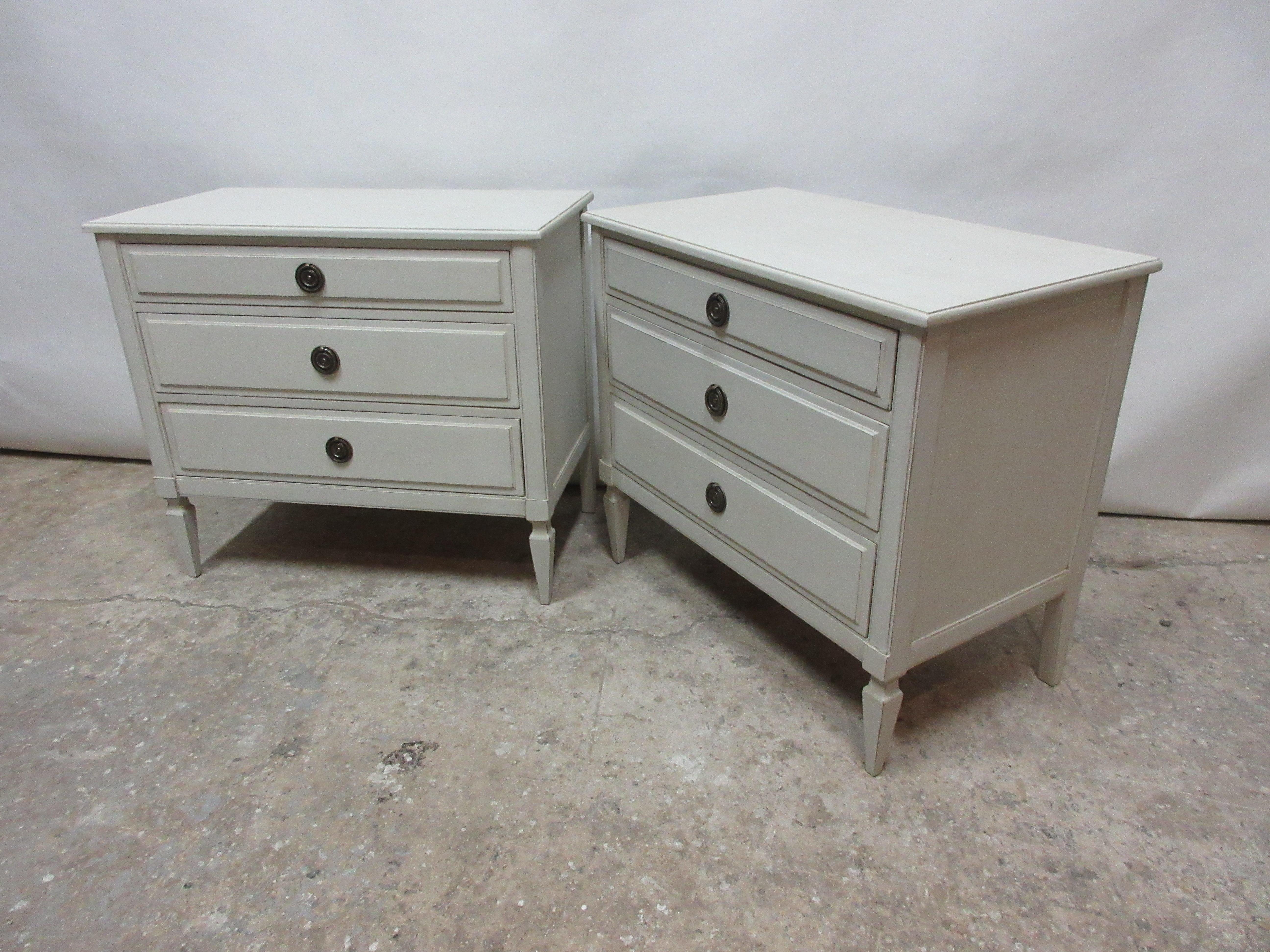 3 drawer chest