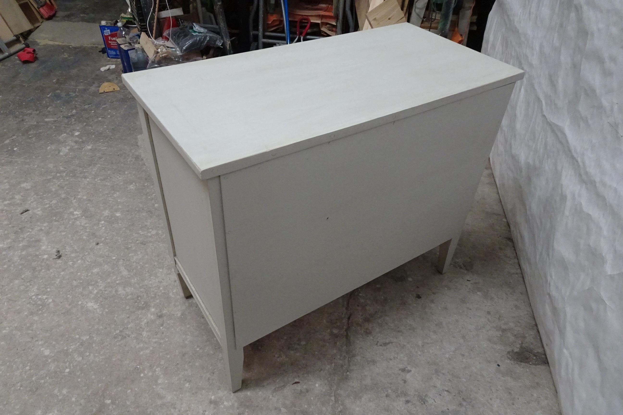 Gustavian Style 3 Drawer Chest Of Drawers For Sale 2