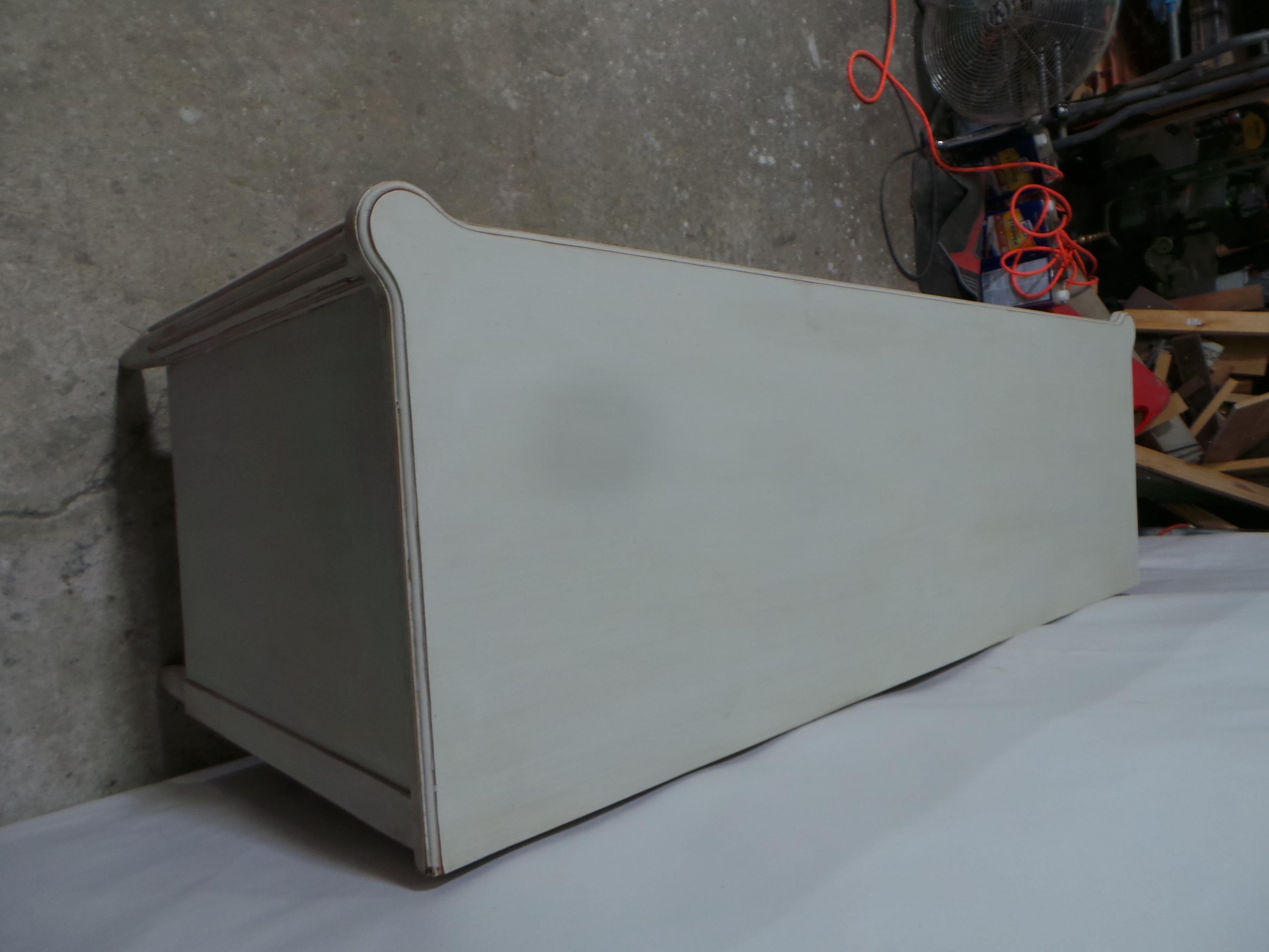 Legno Comò a 9 cassetti in stile gustaviano in vendita