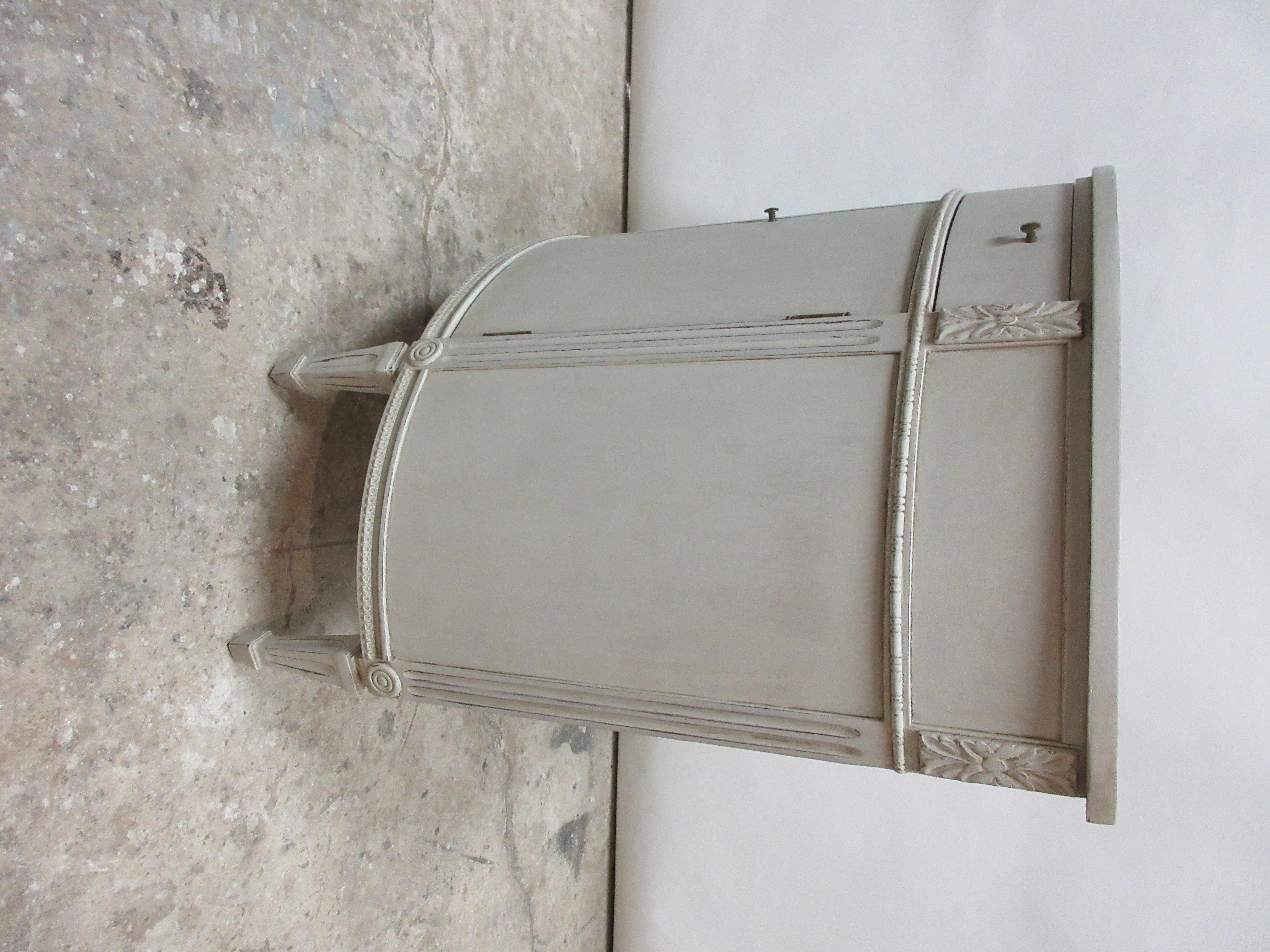 Mid-20th Century Gustavian Style Barrel Console