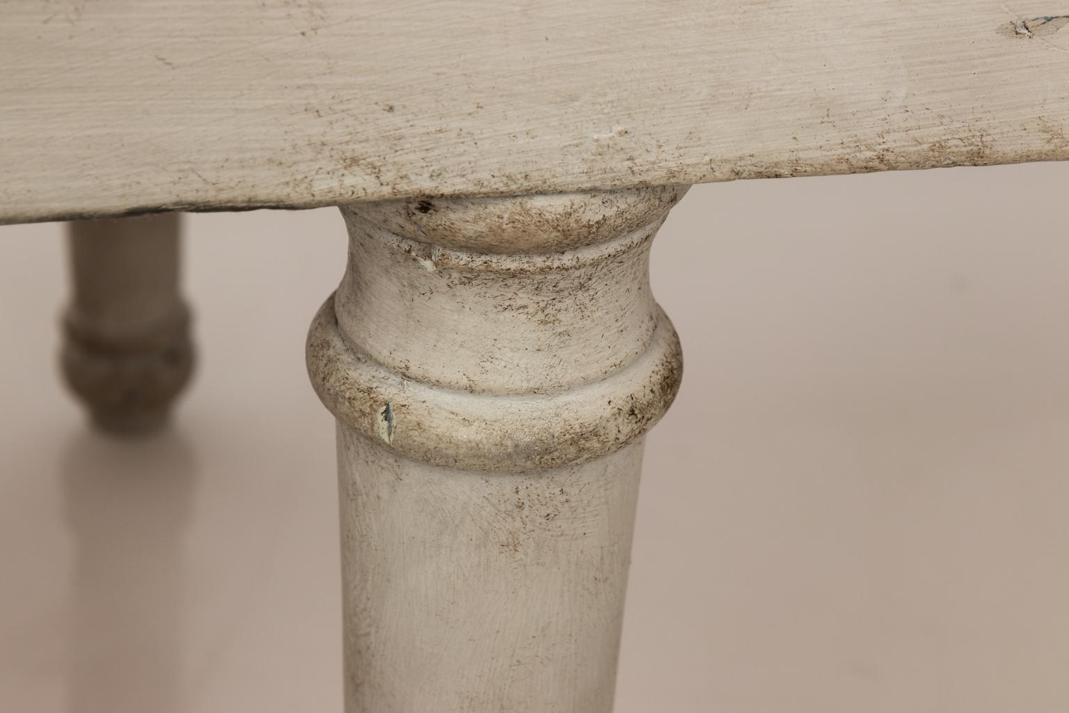 Gustavian Style Bench In Good Condition For Sale In Stamford, CT