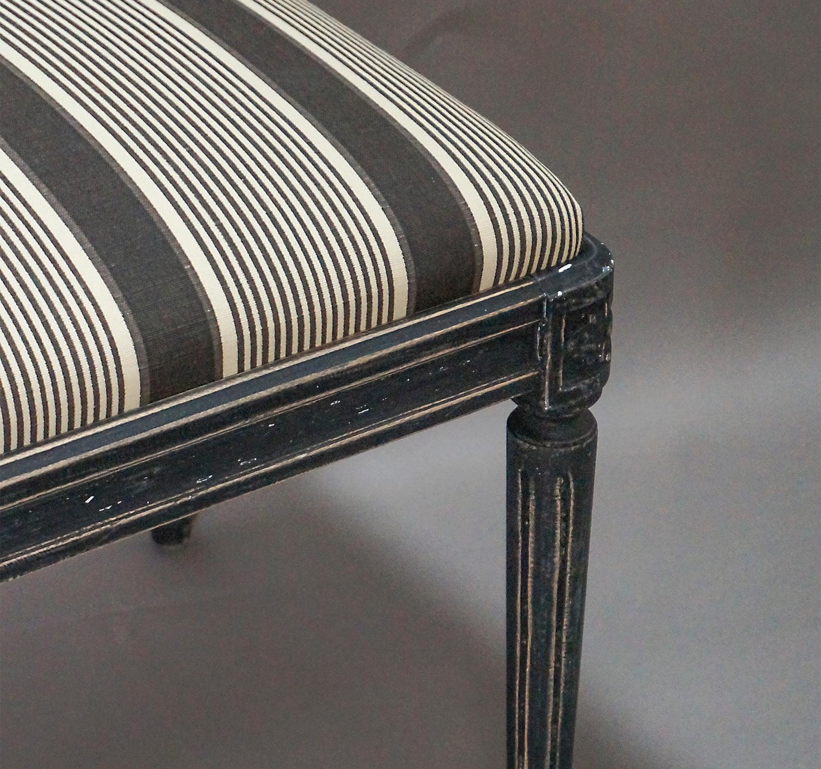 Gustavian Style Bench in Black Paint In Good Condition In Great Barrington, MA