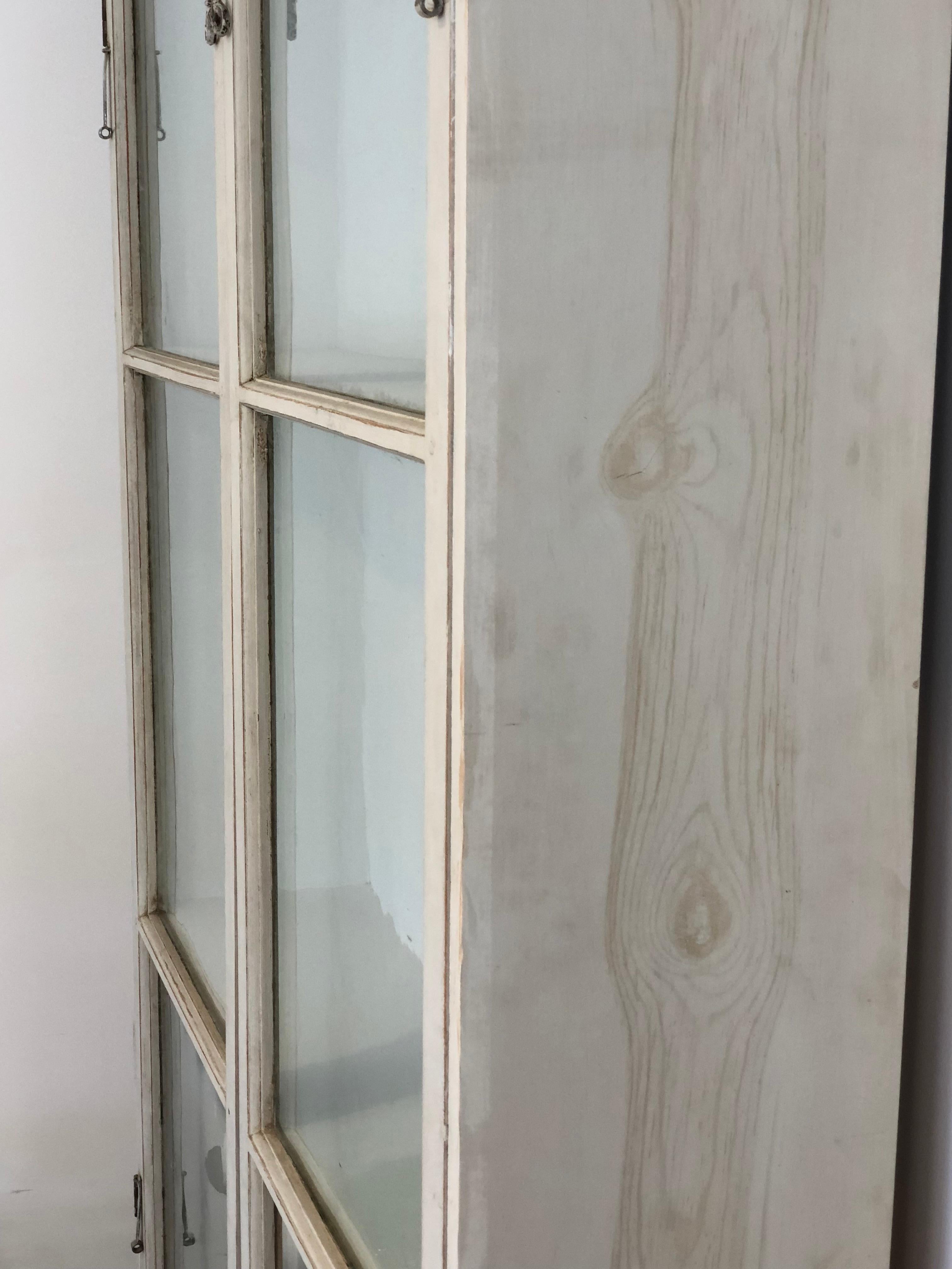 Gustavian Style Cabinet with Antique Glass Doors In Good Condition For Sale In Corona del Mar, CA