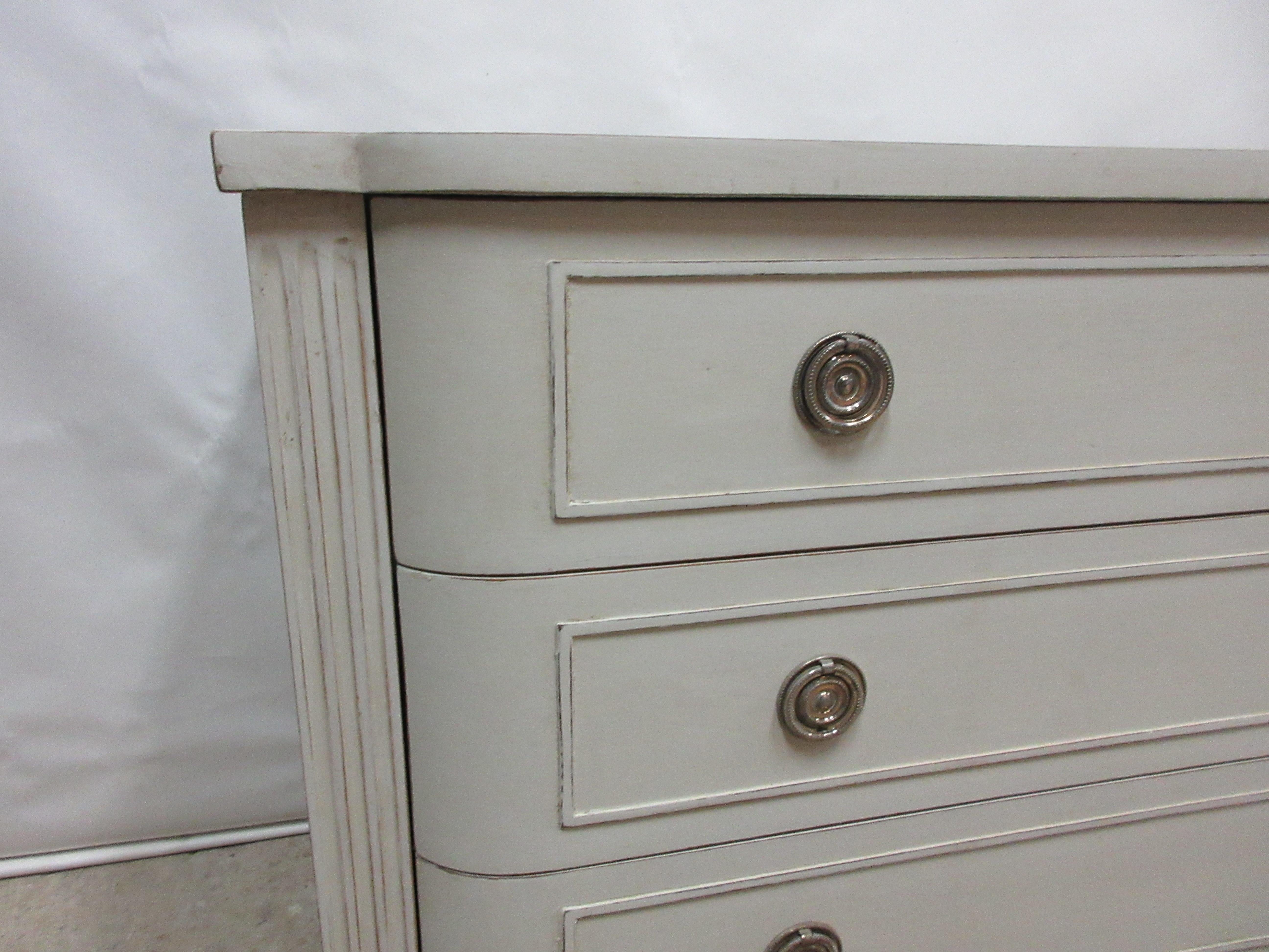 Gustavian Style Chest of Drawers In Good Condition In Hollywood, FL