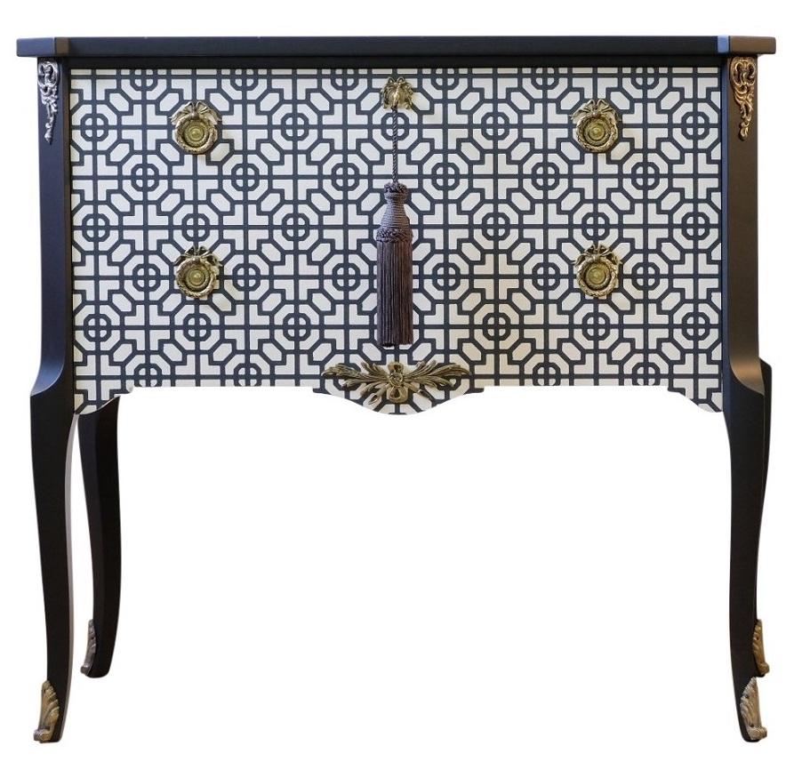Gustavian commode with a marble slab renovated to the highest stand in a matte black and white Art Deco pattern. Fine original fittings in solid brass. Width: 81cm / 31.9