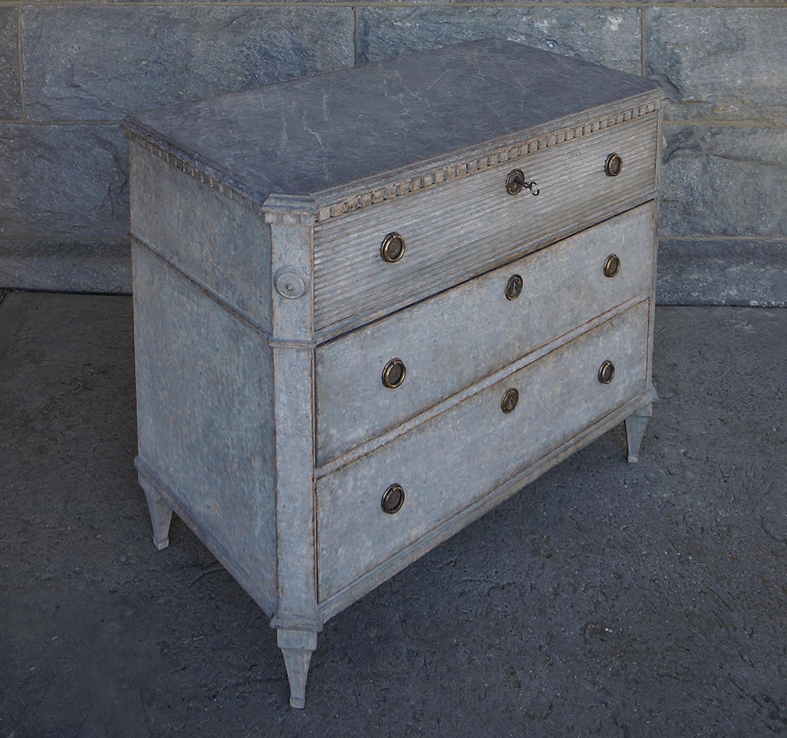 Gustavian Style Commode with Fluted Detail 1
