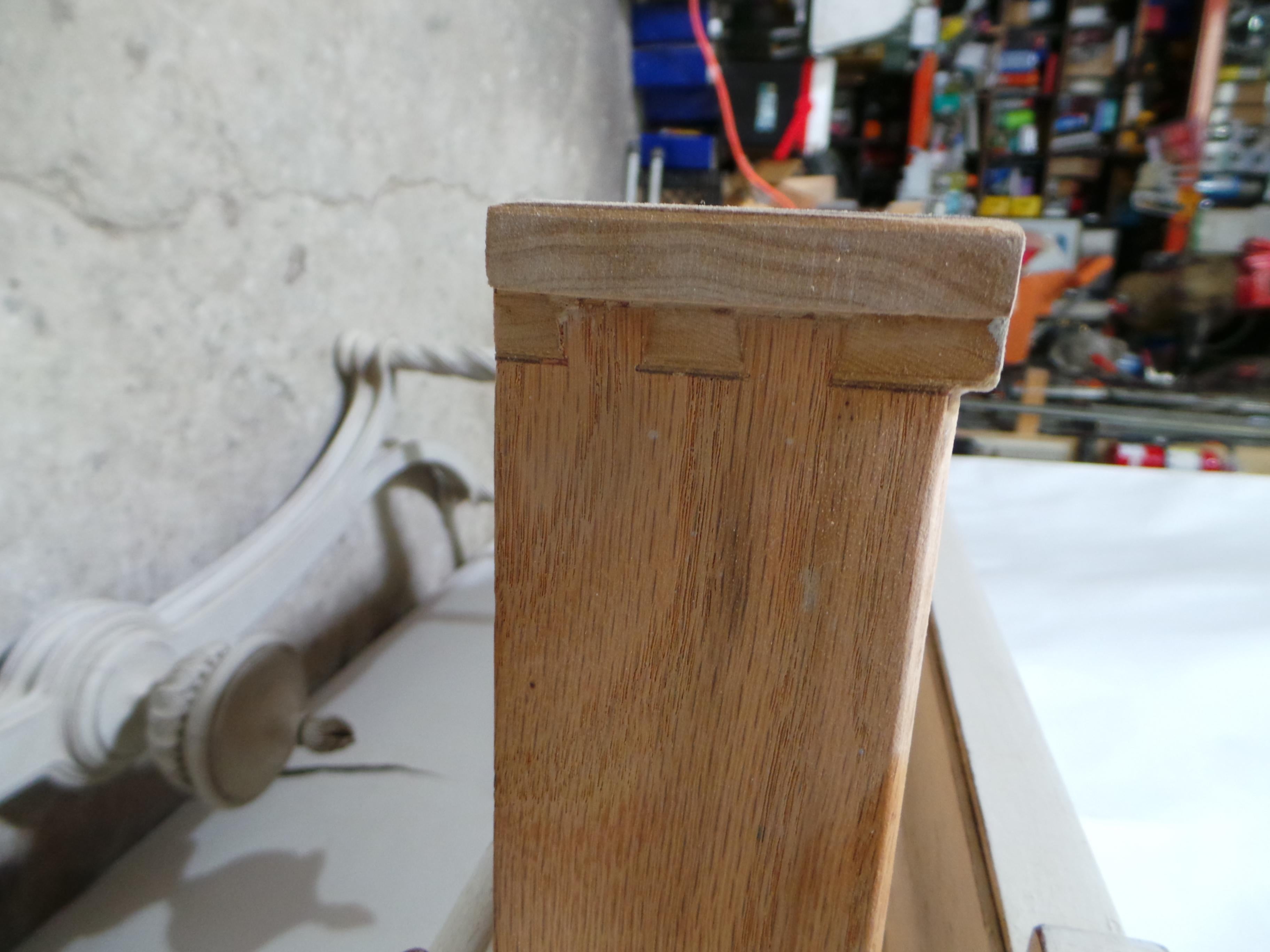 Milieu du XXe siècle Table console de style gustavien en vente