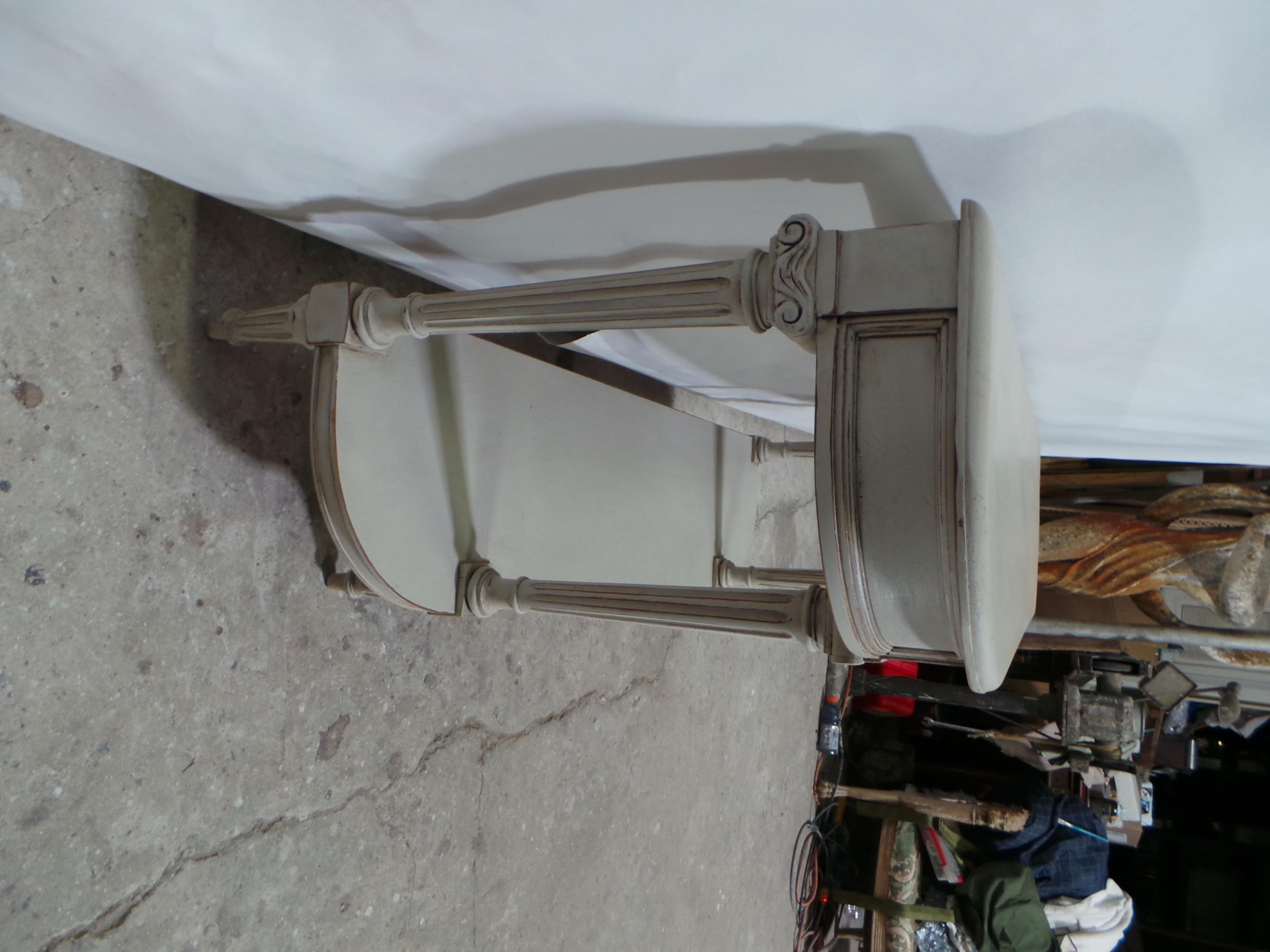 Mesa consola estilo Gustaviano en venta 2