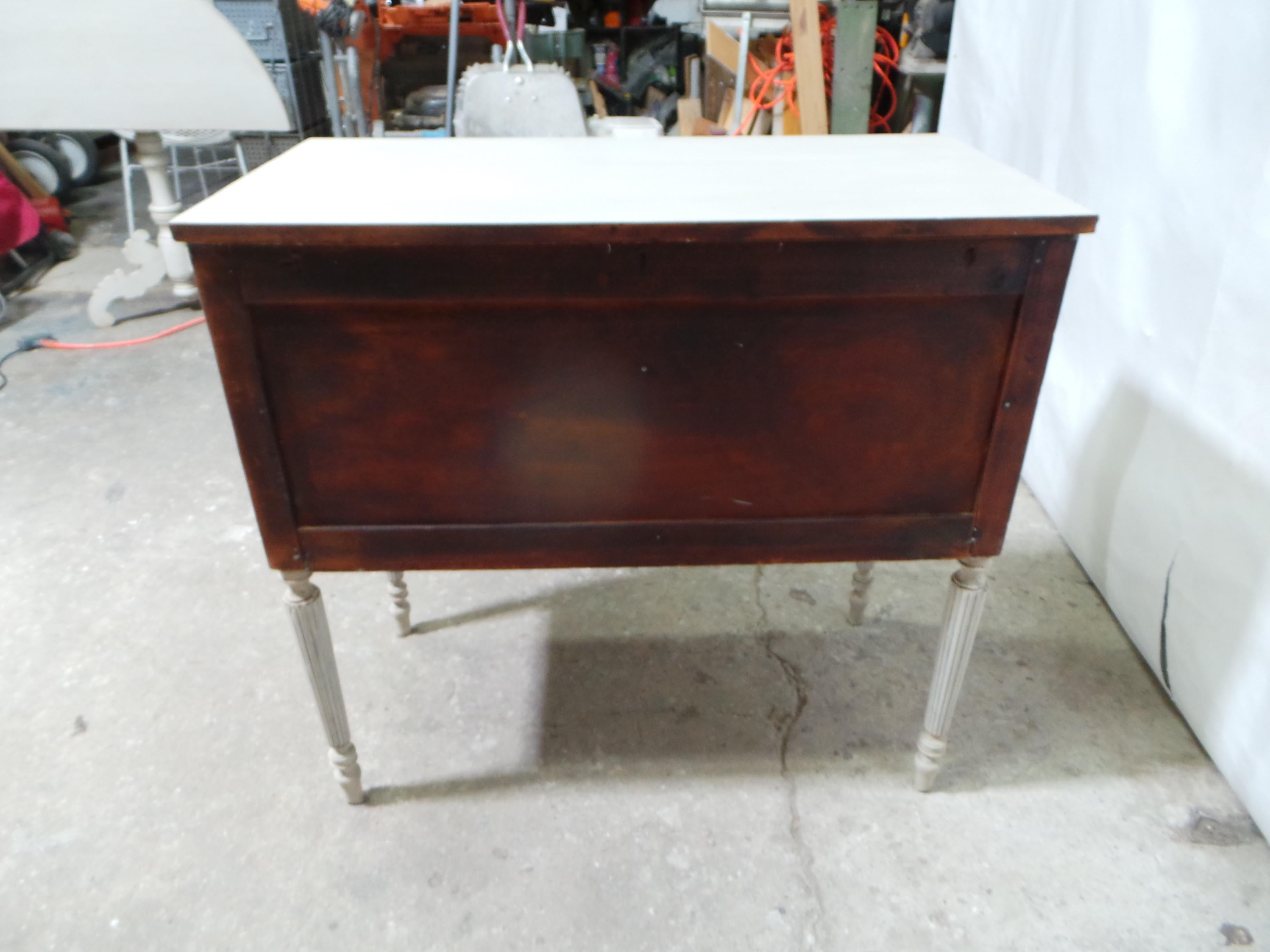 Table console de style gustavien en vente 2