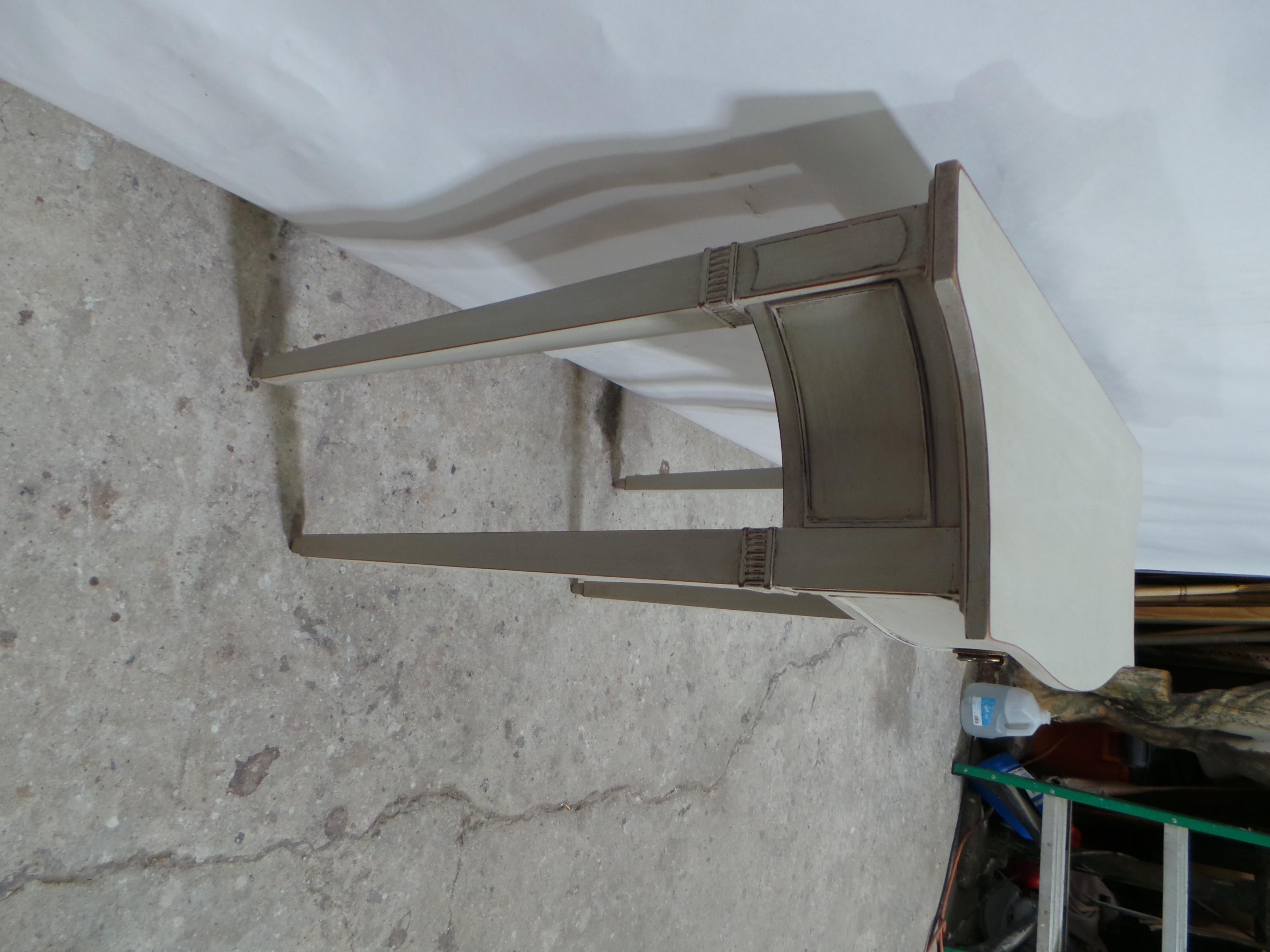 Gustavian Style Console Table With A Drawer For Sale 1