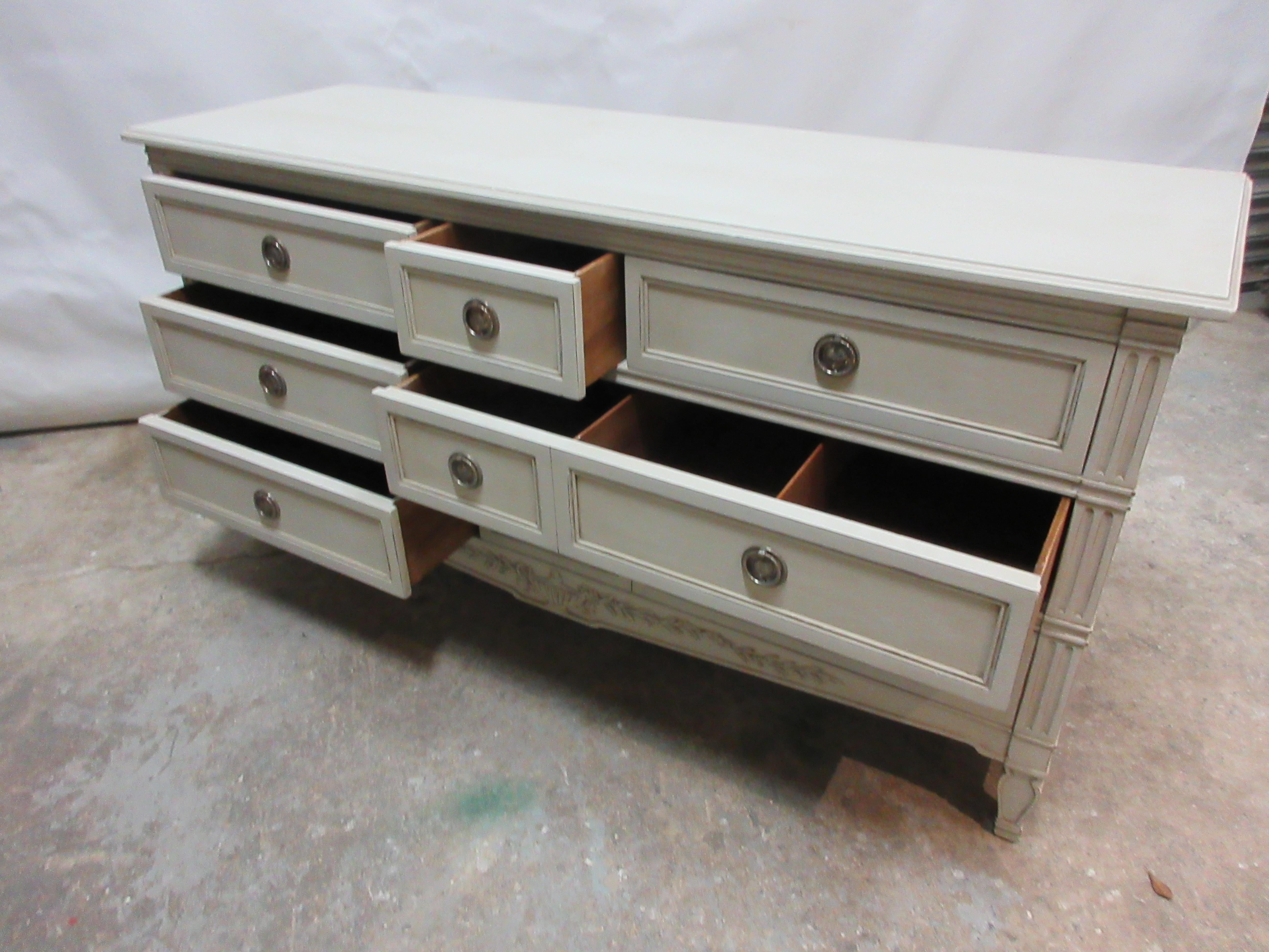 Gustavian Style Dresser In Good Condition In Hollywood, FL