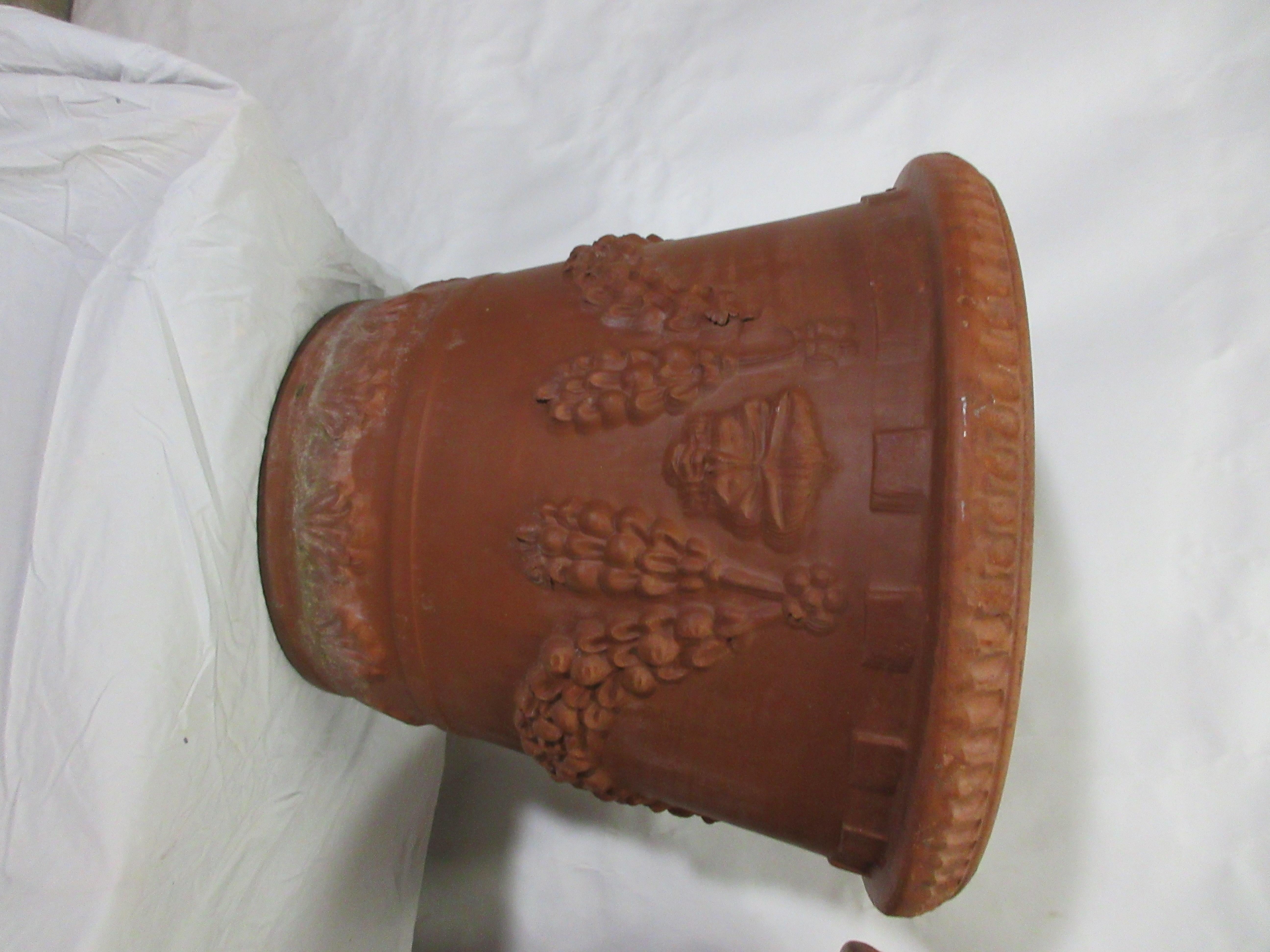 Gustavian Style Italian Terracotta Planters In Good Condition For Sale In Hollywood, FL