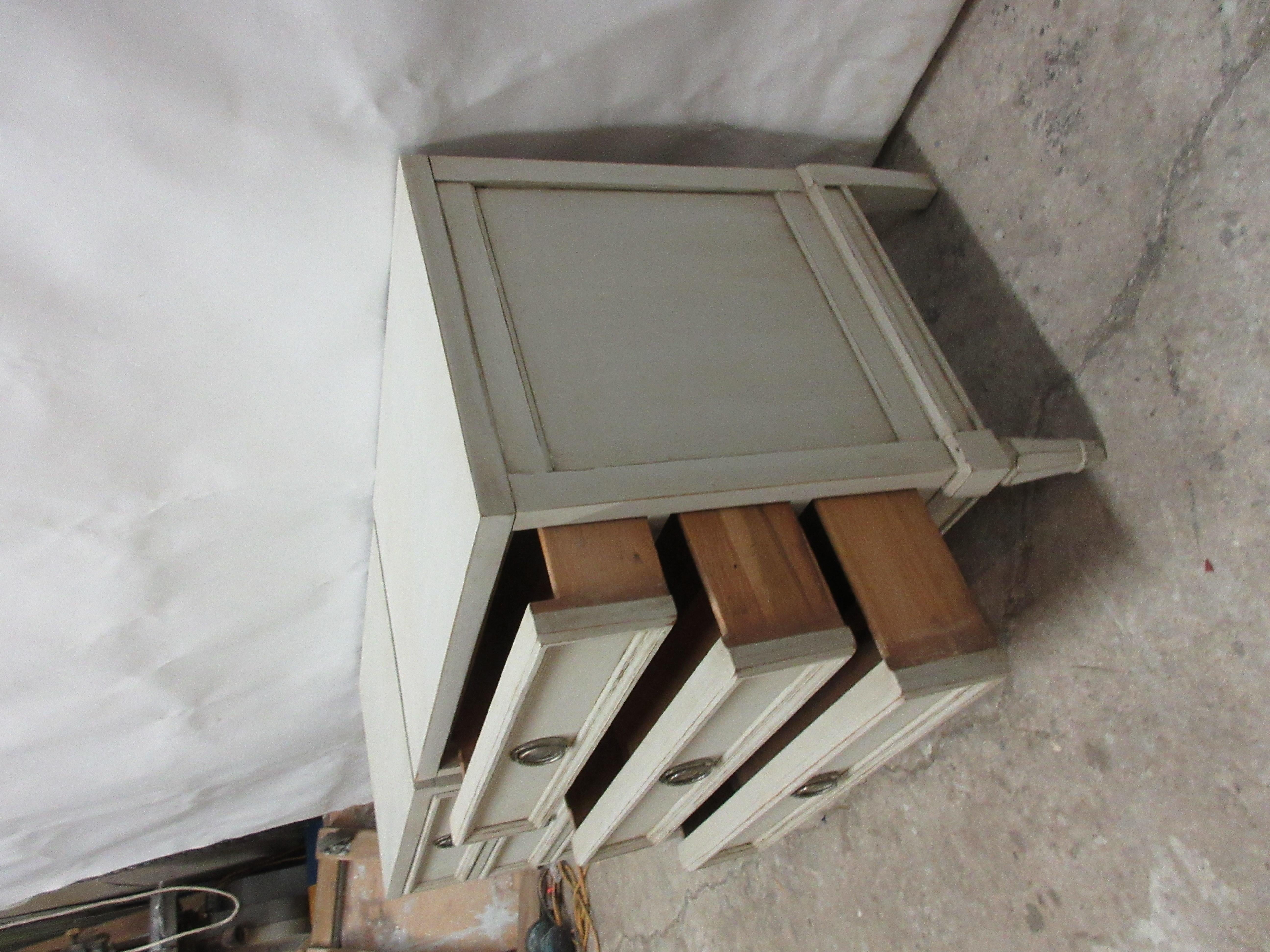 Gustavian Style Night Stands In Good Condition In Hollywood, FL