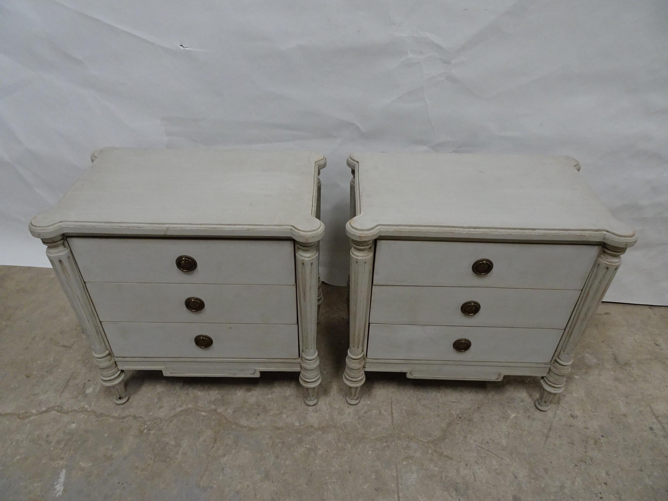 This is a set of 2 Gustavian style nightstands. Its been restored and repainted with Milk Paints 