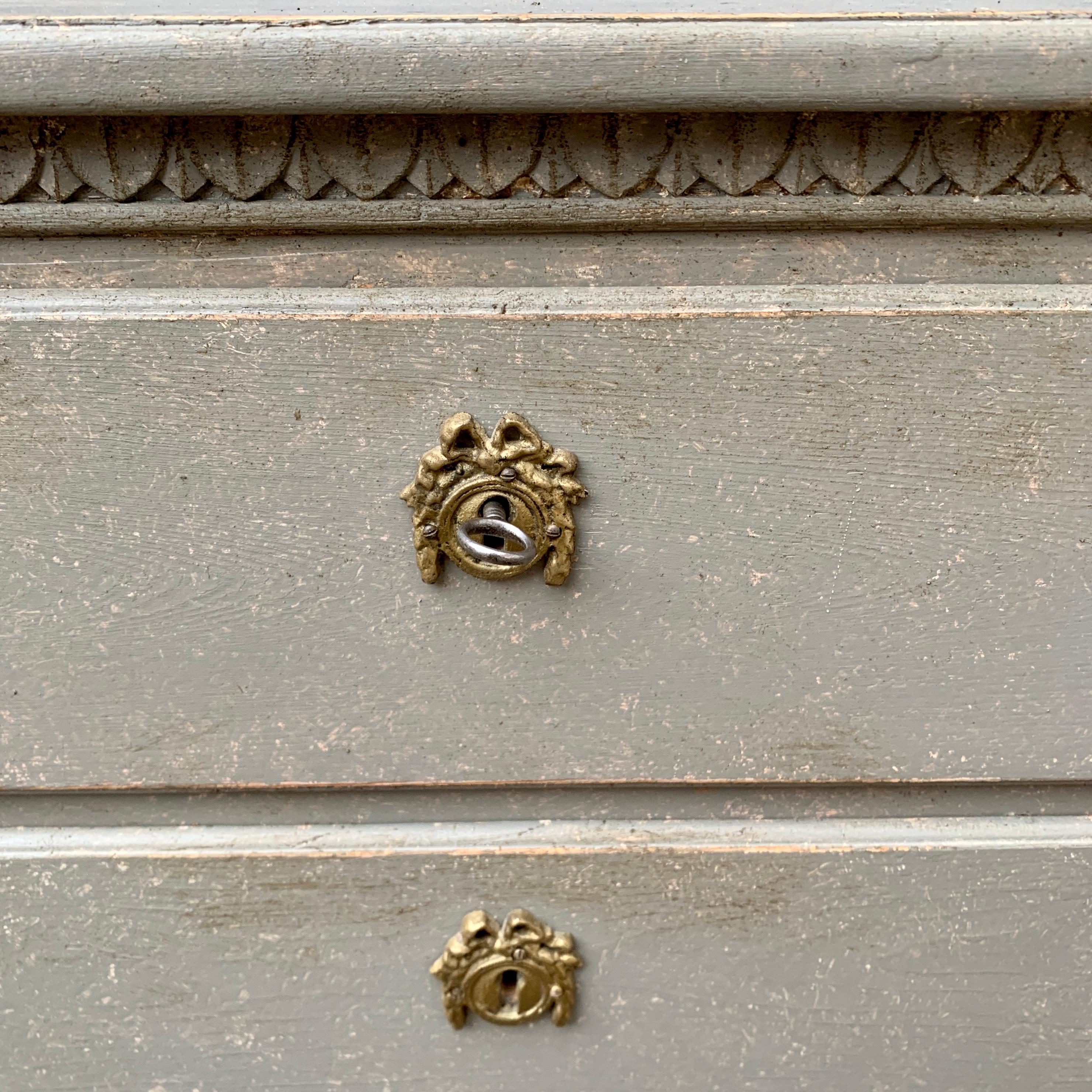 Gustavian Style Painted 3 Drawer Dresser From Sweden 4