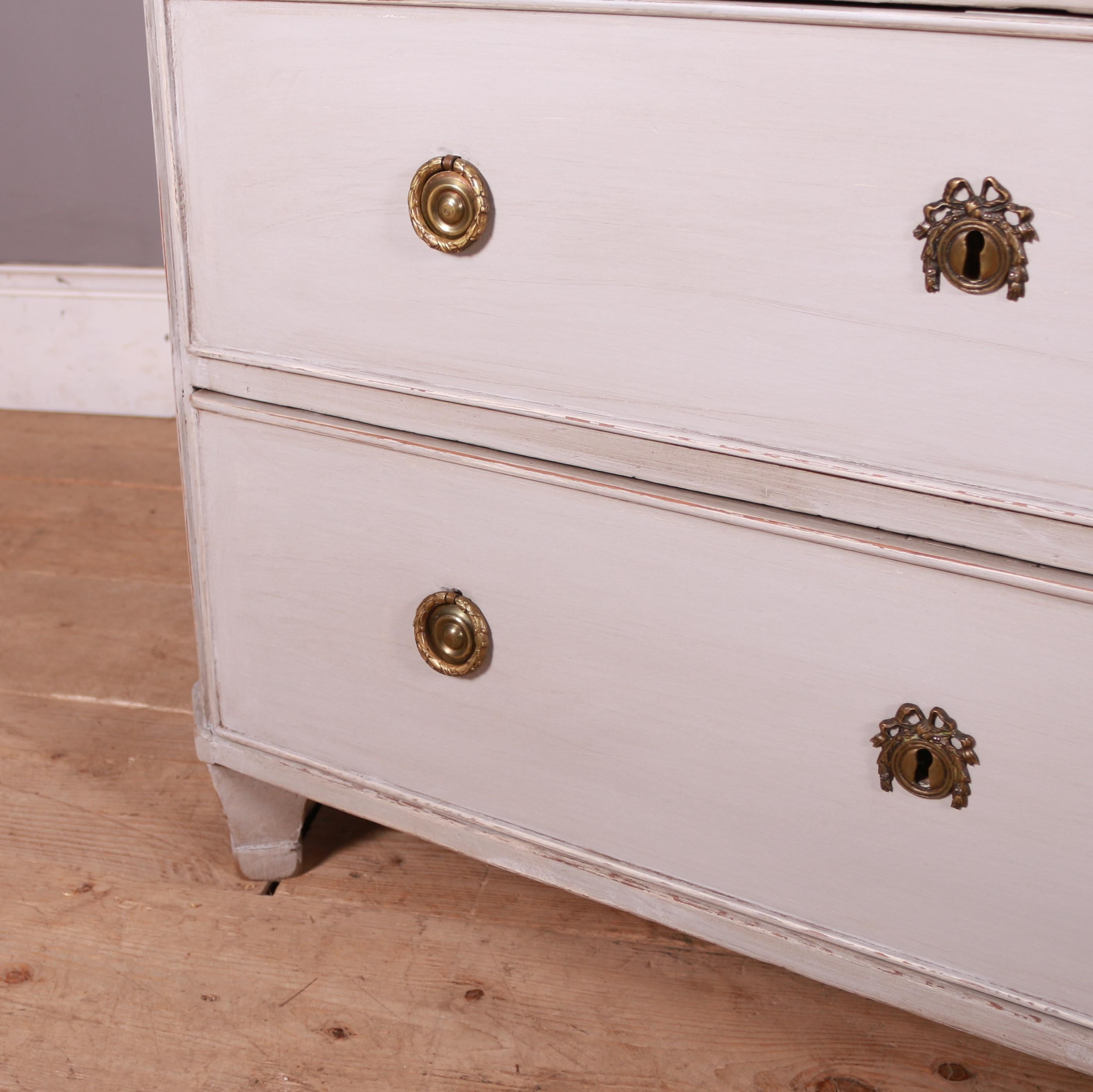 19th Century Gustavian Style Painted Commode For Sale