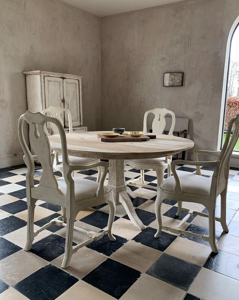 Belgian Gustavian Style Round Table