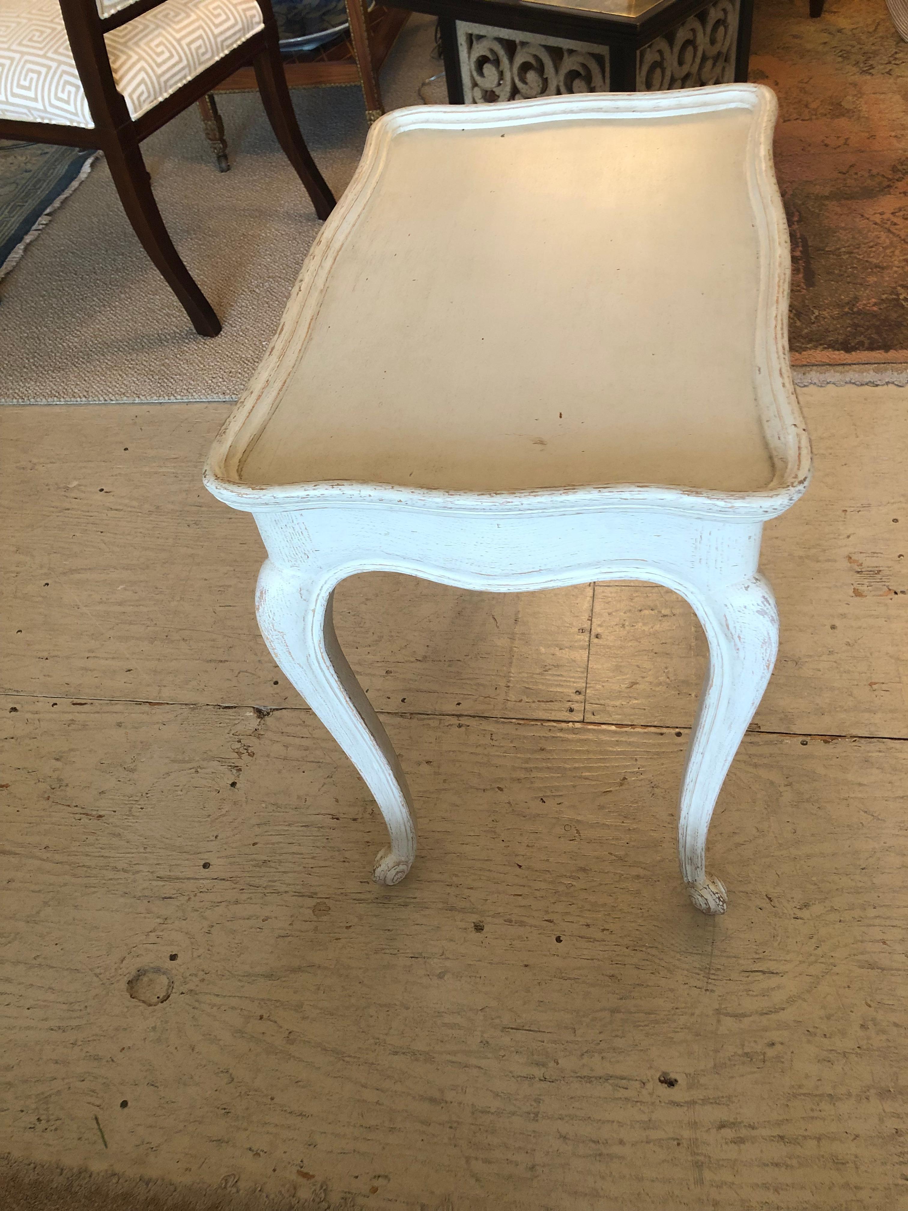 Mid-20th Century Gustavian Style Small Rectangular Gray White Painted End Table For Sale
