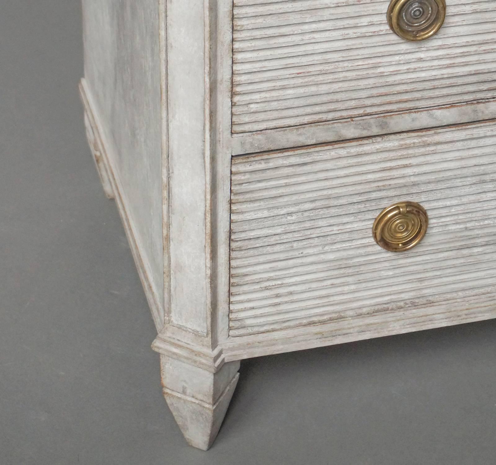 Gustavian Style Three-Drawer Chest In Excellent Condition In Great Barrington, MA