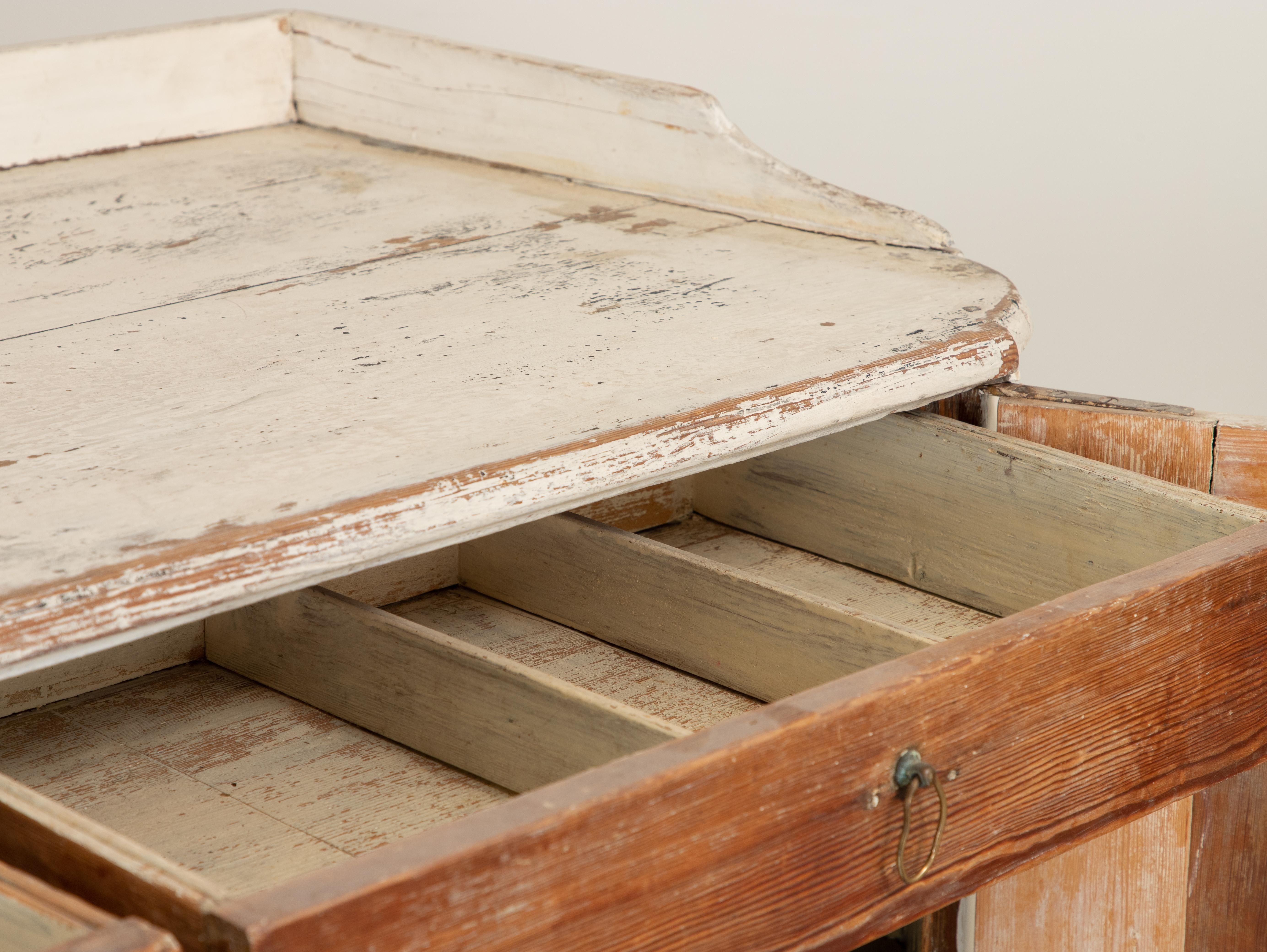 Gustavian Style Two Door Buffet 1