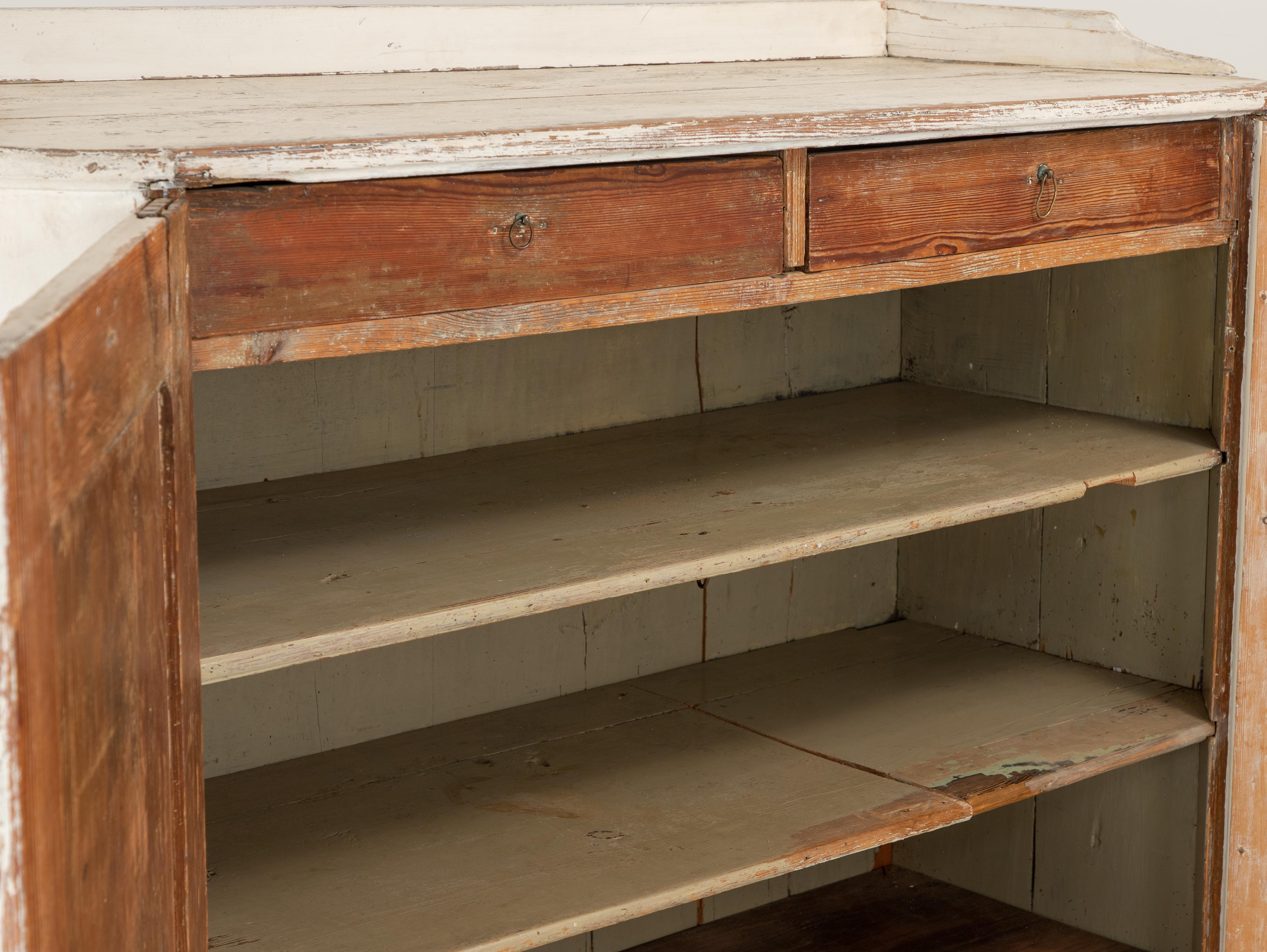 Gustavian Style Two Door Buffet 2