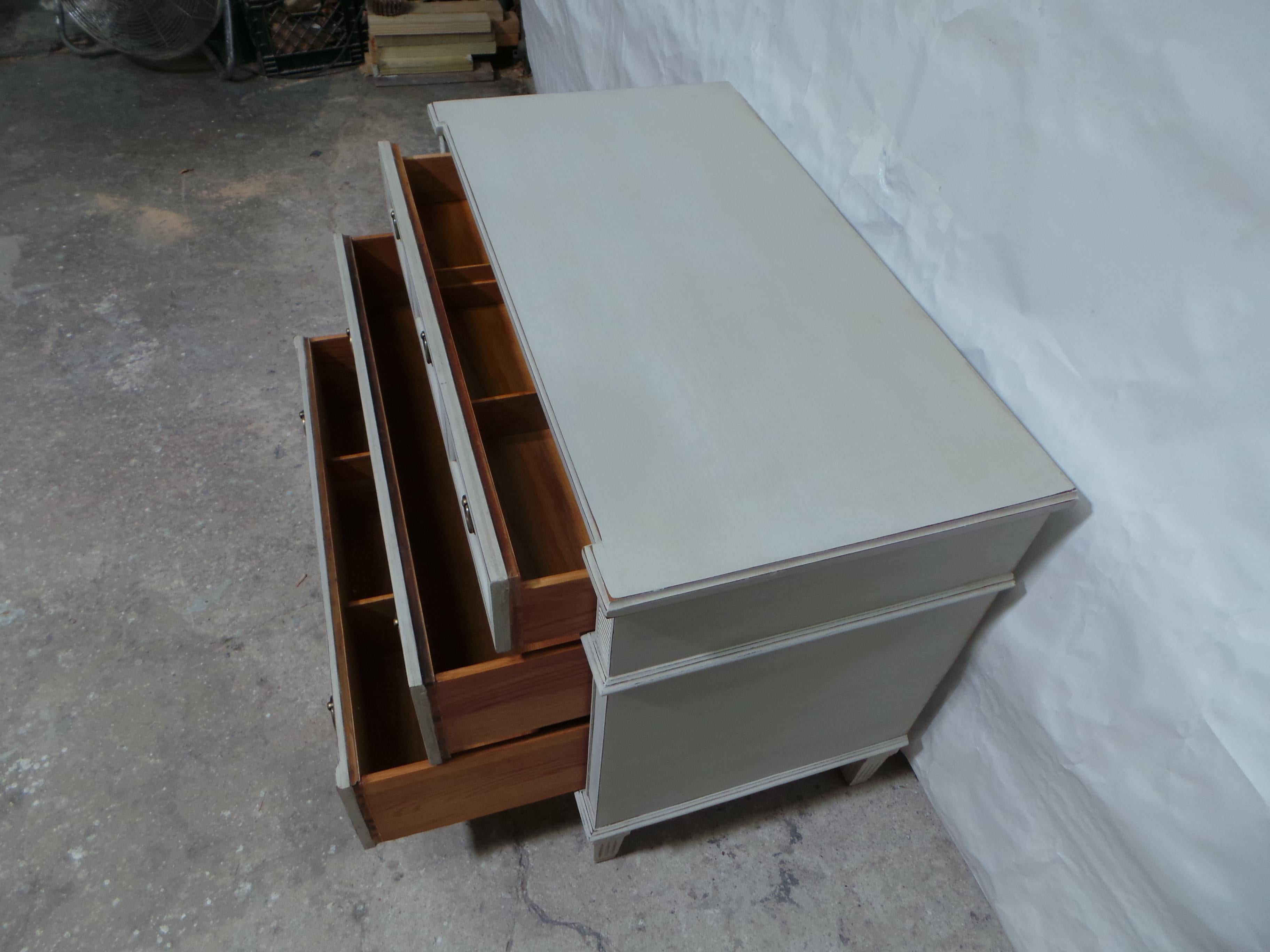 Gustavian Style Unique 3 Drawer Chest of Drawers For Sale 5