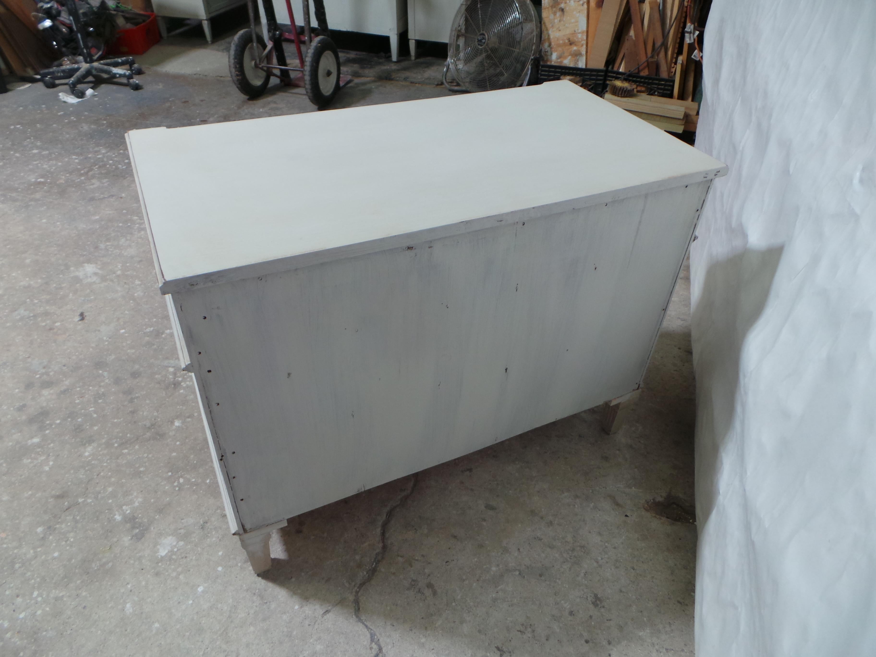Gustavian Style Unique 3 Drawer Chest of Drawers For Sale 7