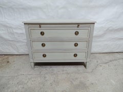 Commode à 3 tiroirs unique de style gustavien
