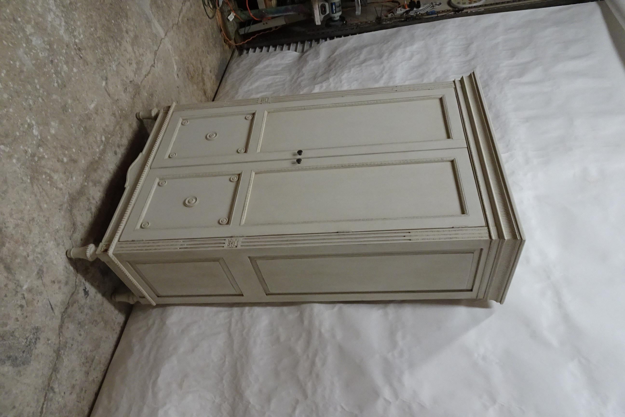 gustavian wardrobe