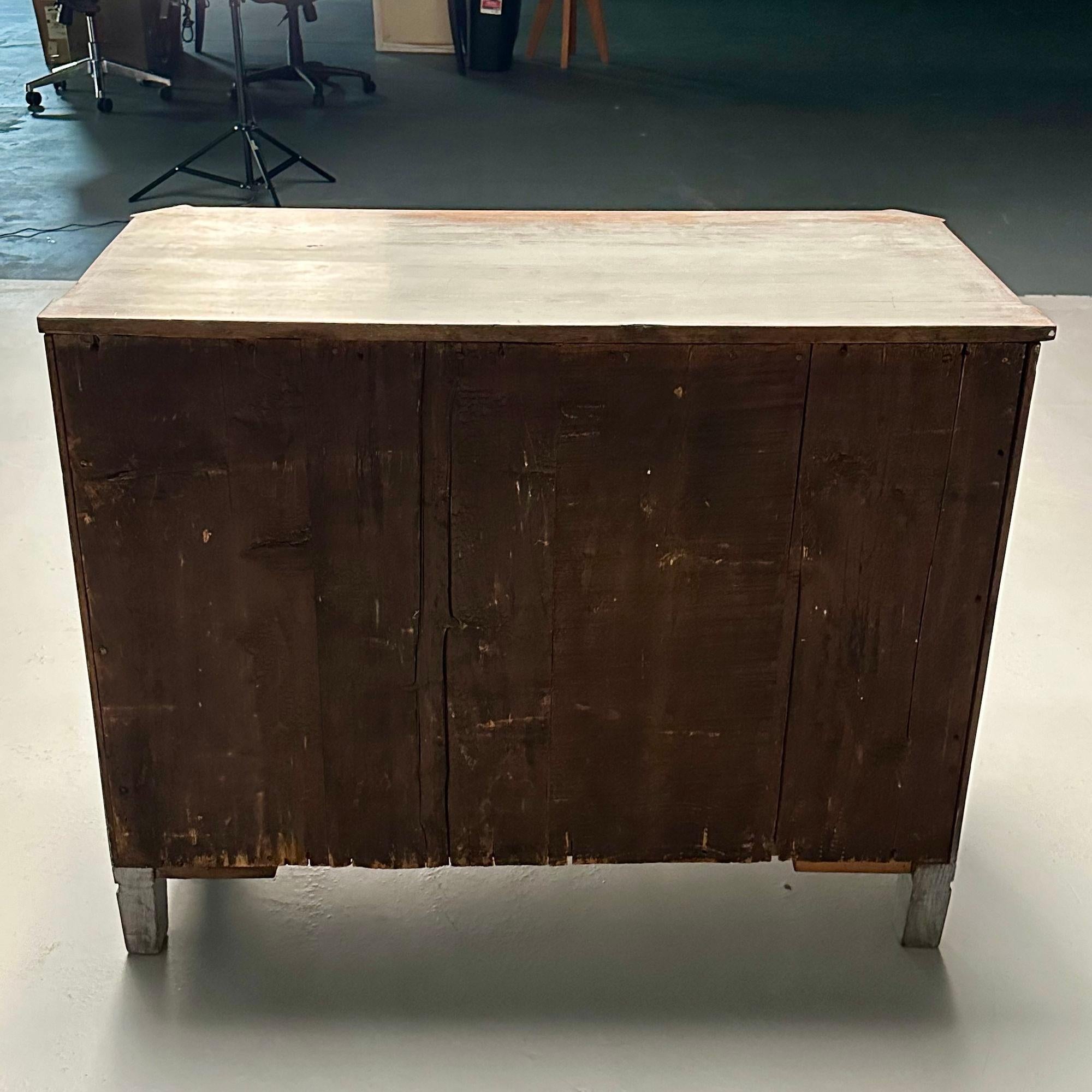 Gustavian, Swedish Commode, Gray Paint Distressed, Brass, Sweden, 1800s For Sale 9