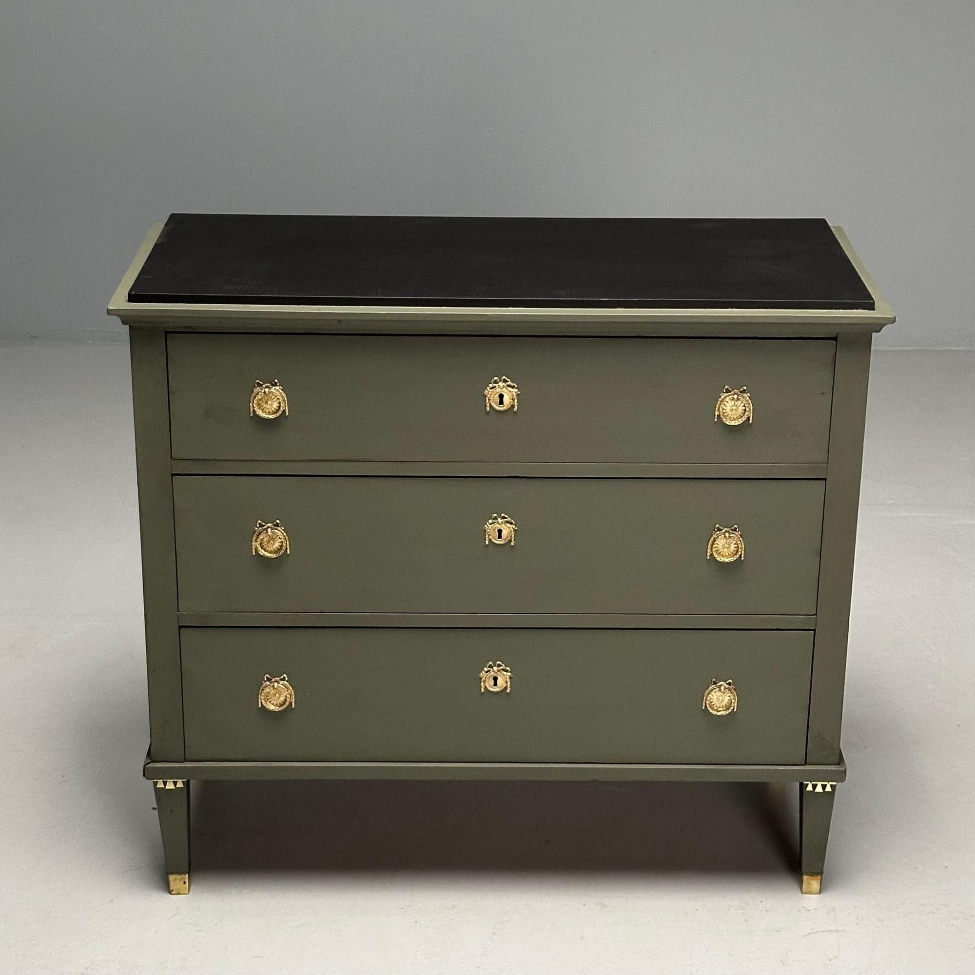 Gustavian, Swedish Commode, Green Paint, Pinewood, Brass, Sweden, 1970s In Good Condition For Sale In Stamford, CT