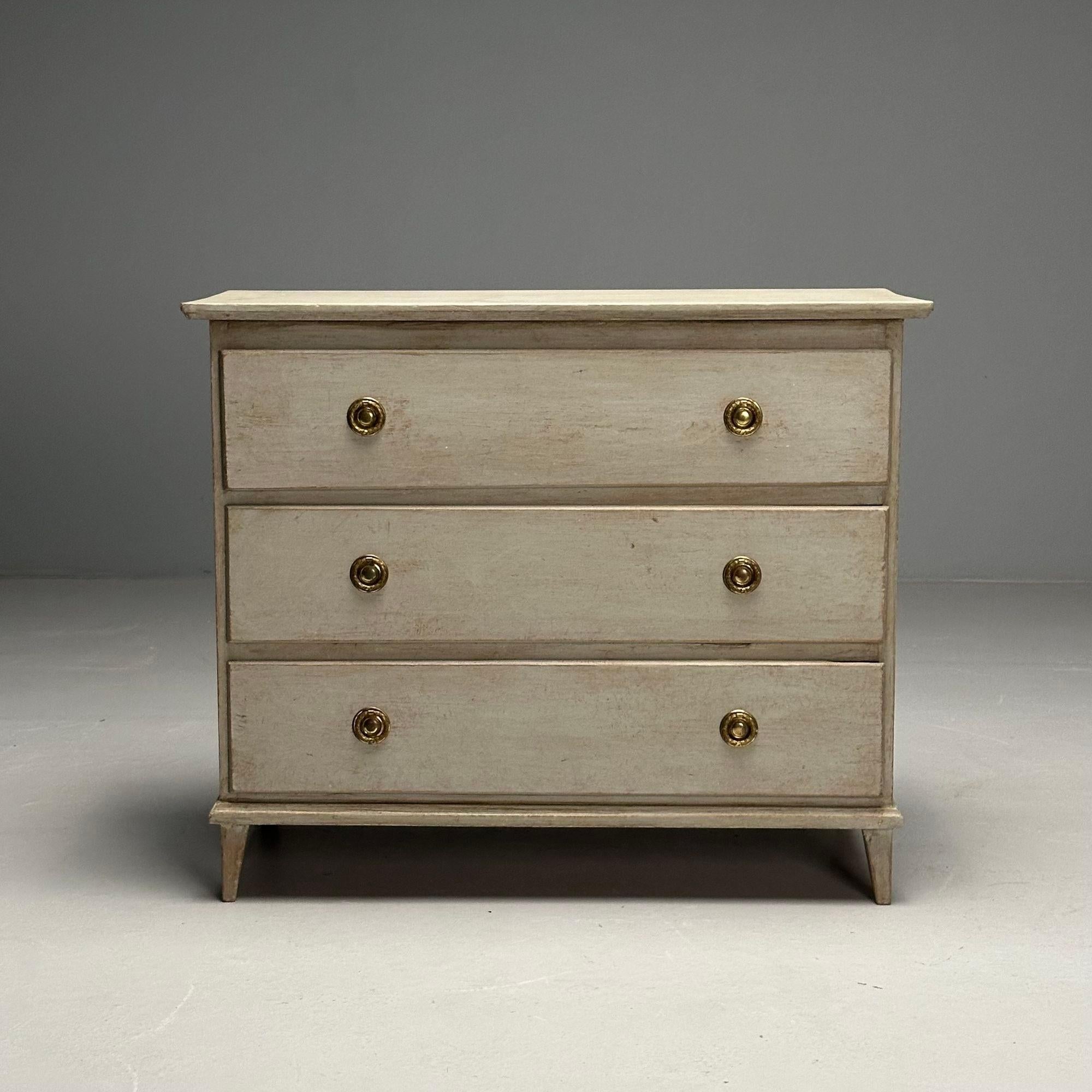 Gustavian, Swedish Commode, Grey Paint Distressed, Brass, Sweden, 1940s In Good Condition For Sale In Stamford, CT