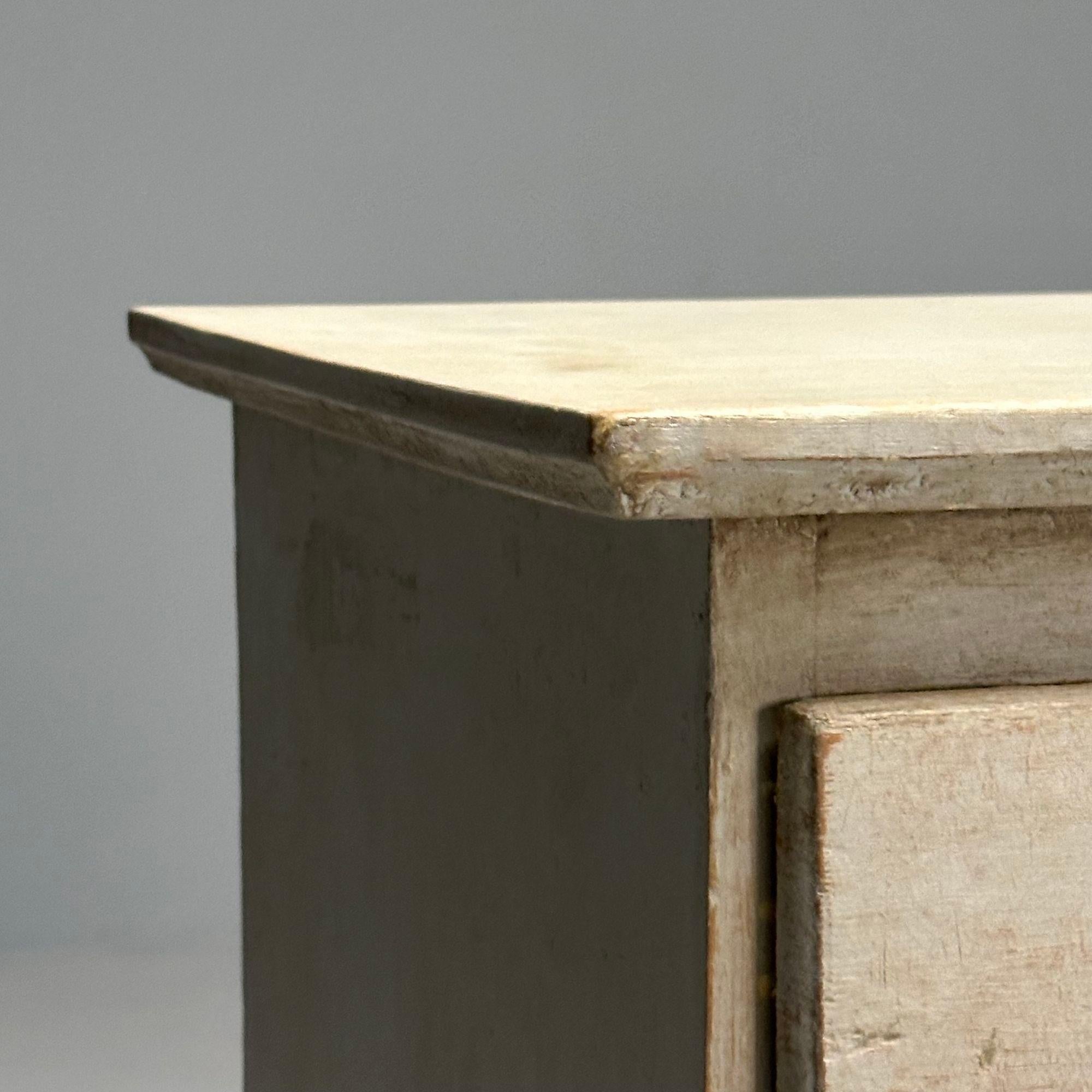 Gustavian, Swedish Commode, Grey Paint Distressed, Brass, Sweden, 1940s For Sale 1