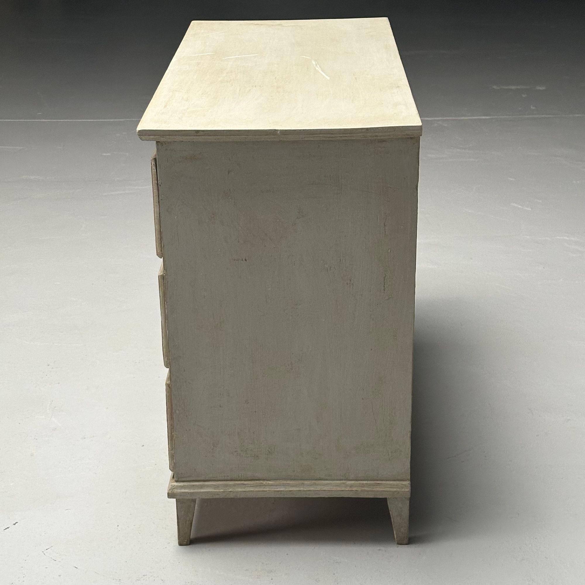 Gustavian, Swedish Commode, Grey Paint Distressed, Brass, Sweden, 1940s For Sale 6