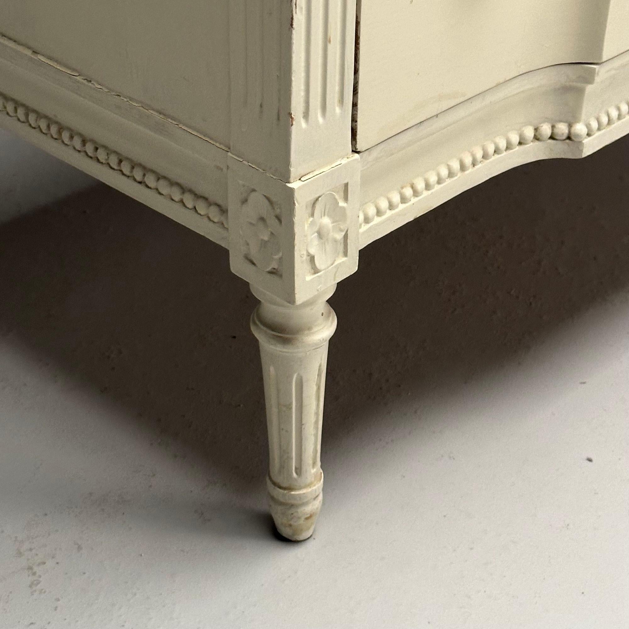 Gustavian, Swedish Commode, Louis XVI Style, White Paint Distressed, 1990s For Sale 5