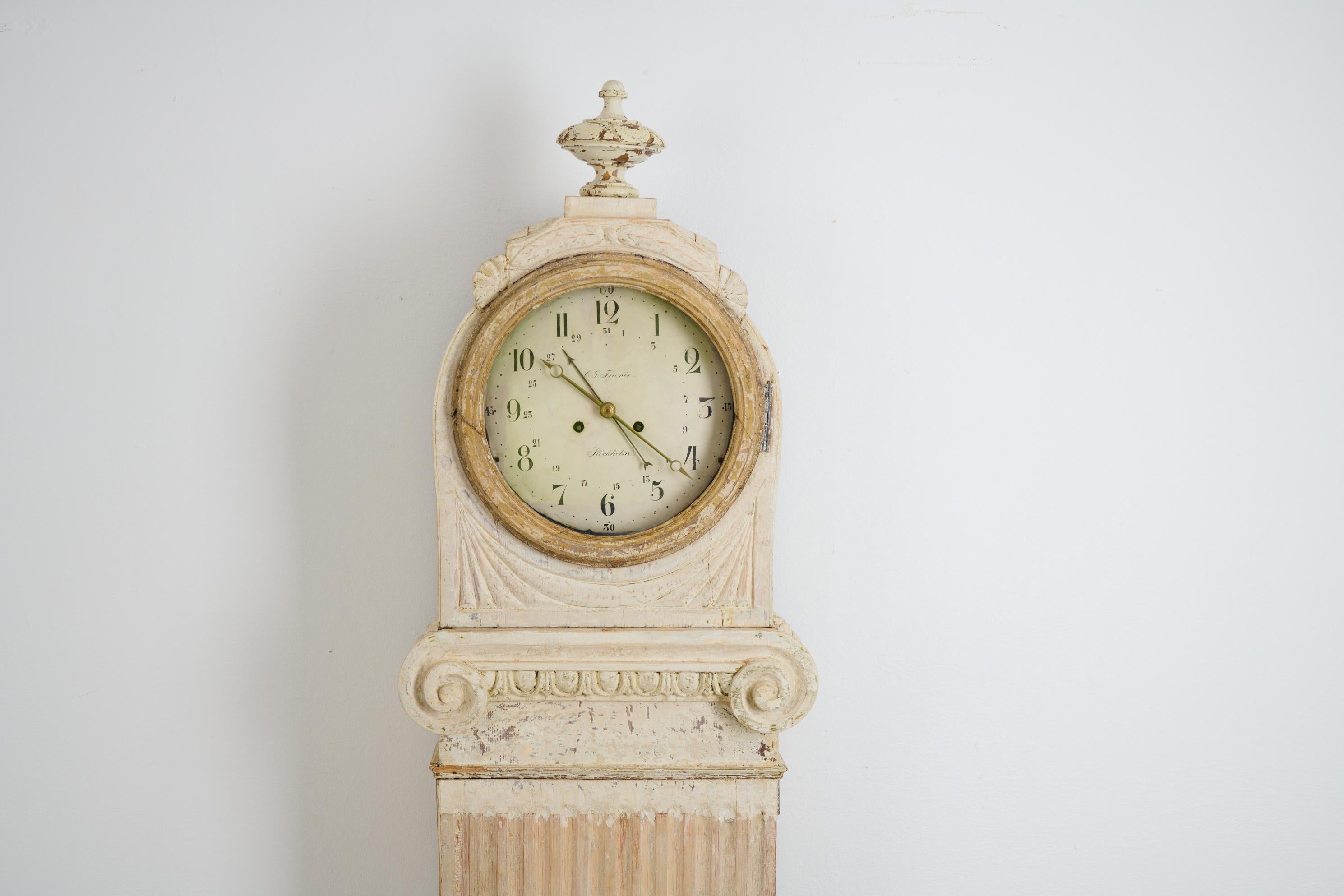 Gustavian Swedish Long Case Clock from the Late 1700s, Unusual Straight Shape For Sale 3