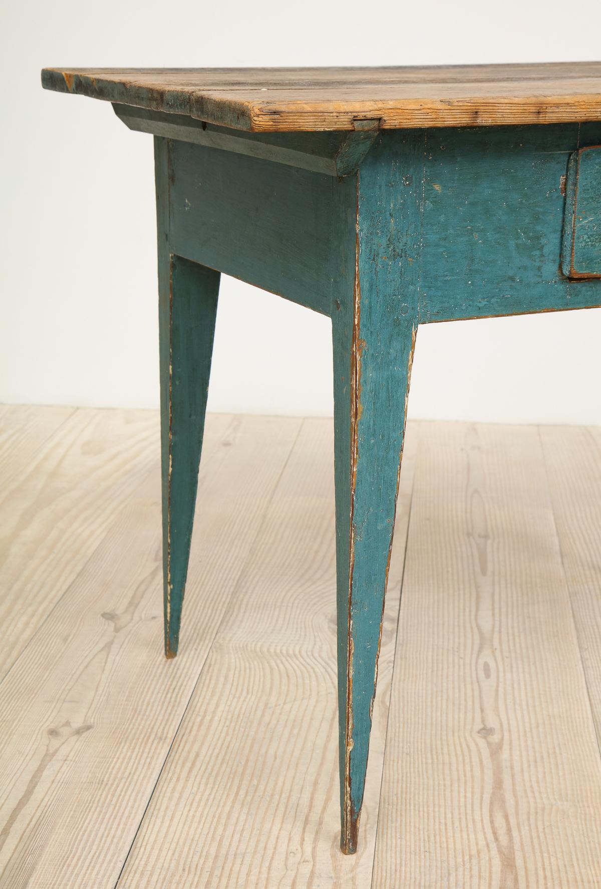 Gustavian Swedish Table with Drawer with Original Blue Paint, circa 1790 5