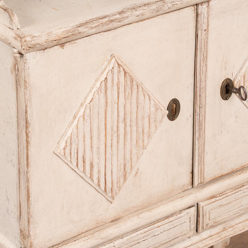 Gustavian White Painted Small Side Table Cabinet, Sweden, circa 1880 2