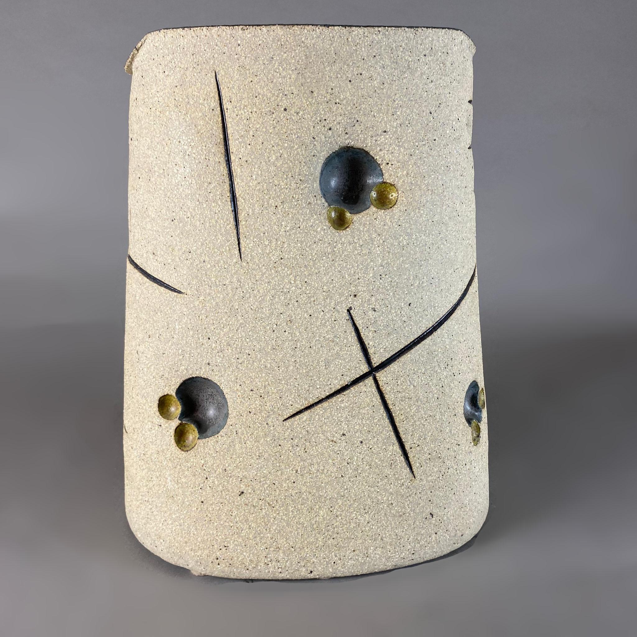 Gustavo Pérez Vase en céramique haute température avec taillades Bon état - En vente à Mexico City, MX