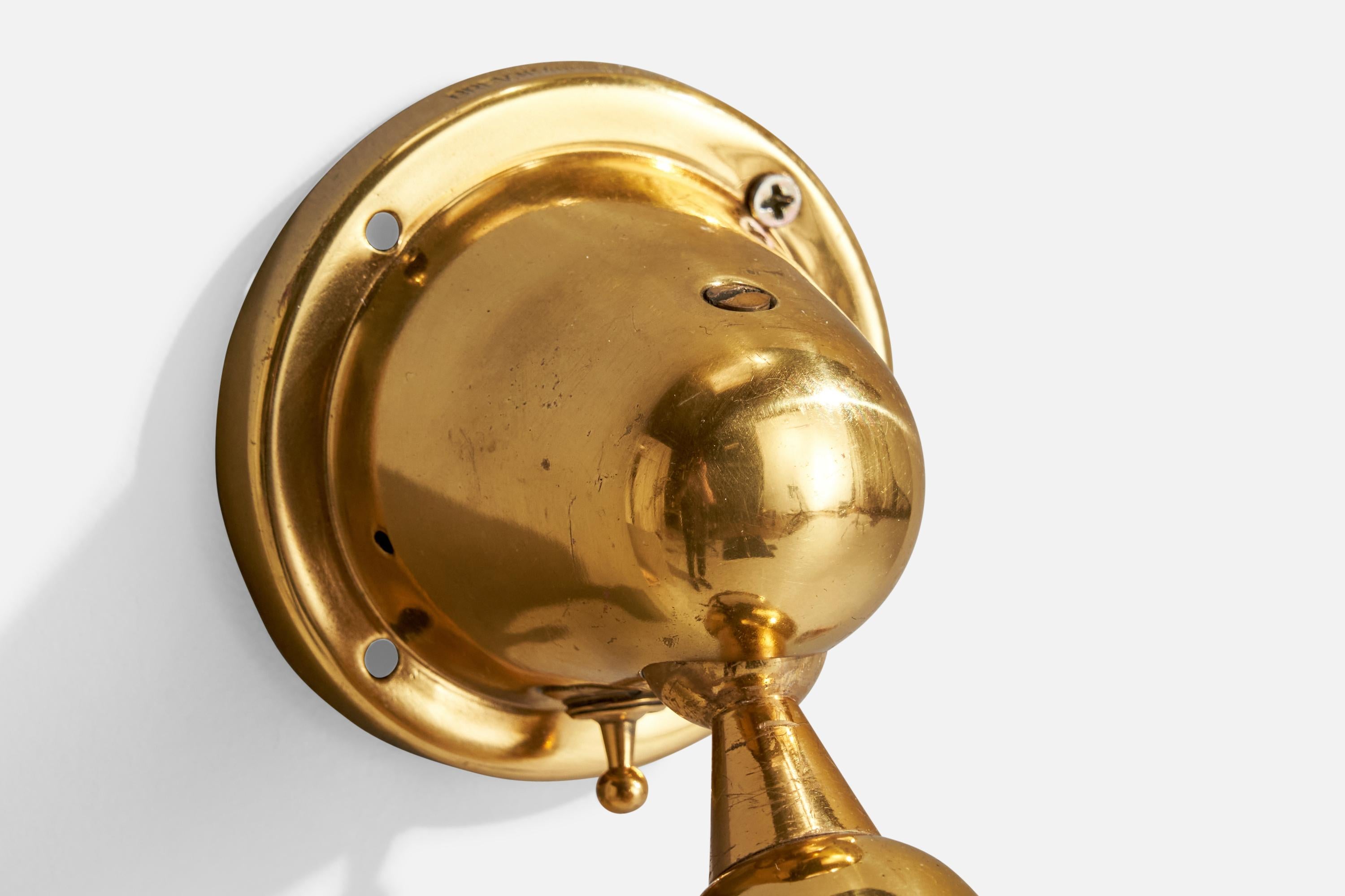 Gustavo Pulitzer Finali, Wall Light, Brass, Italy, 1950 In Good Condition For Sale In High Point, NC