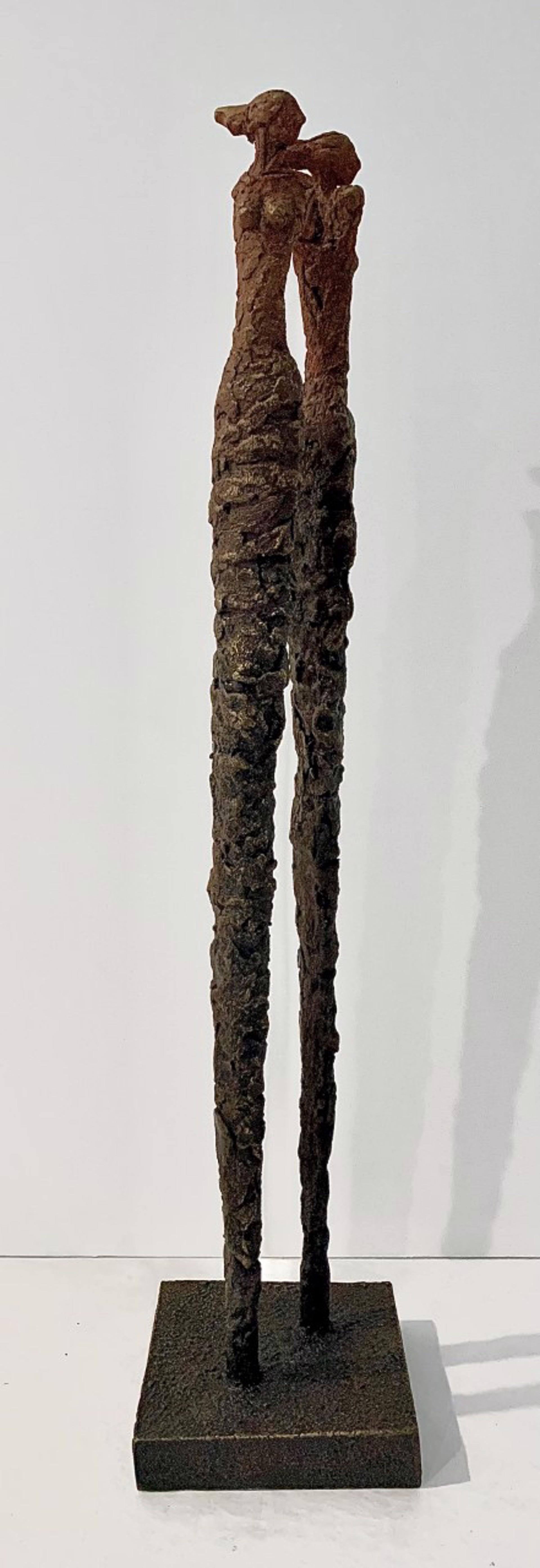 Petites sœurs (2/75) - Sculpture de Gustavo Torres